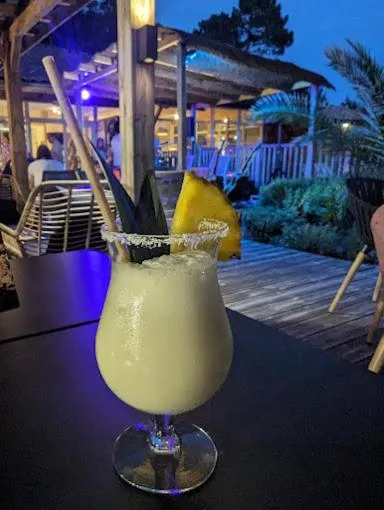 Lounge or bar in Les Cottages Du Lac