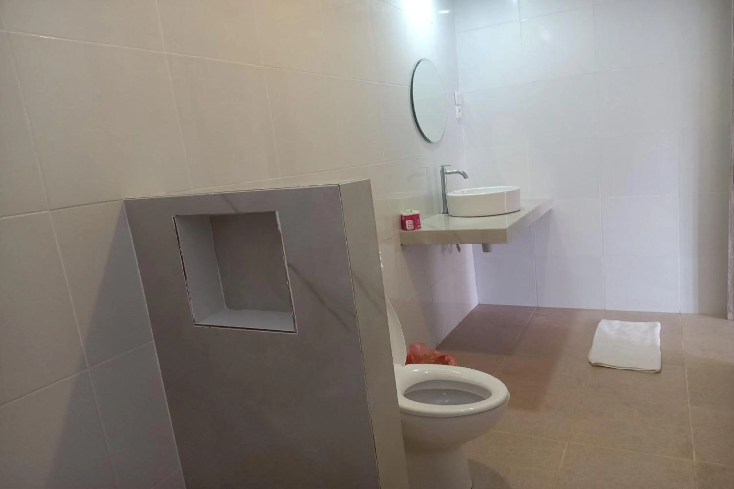 Bathroom in The Beach Huts Lembongan