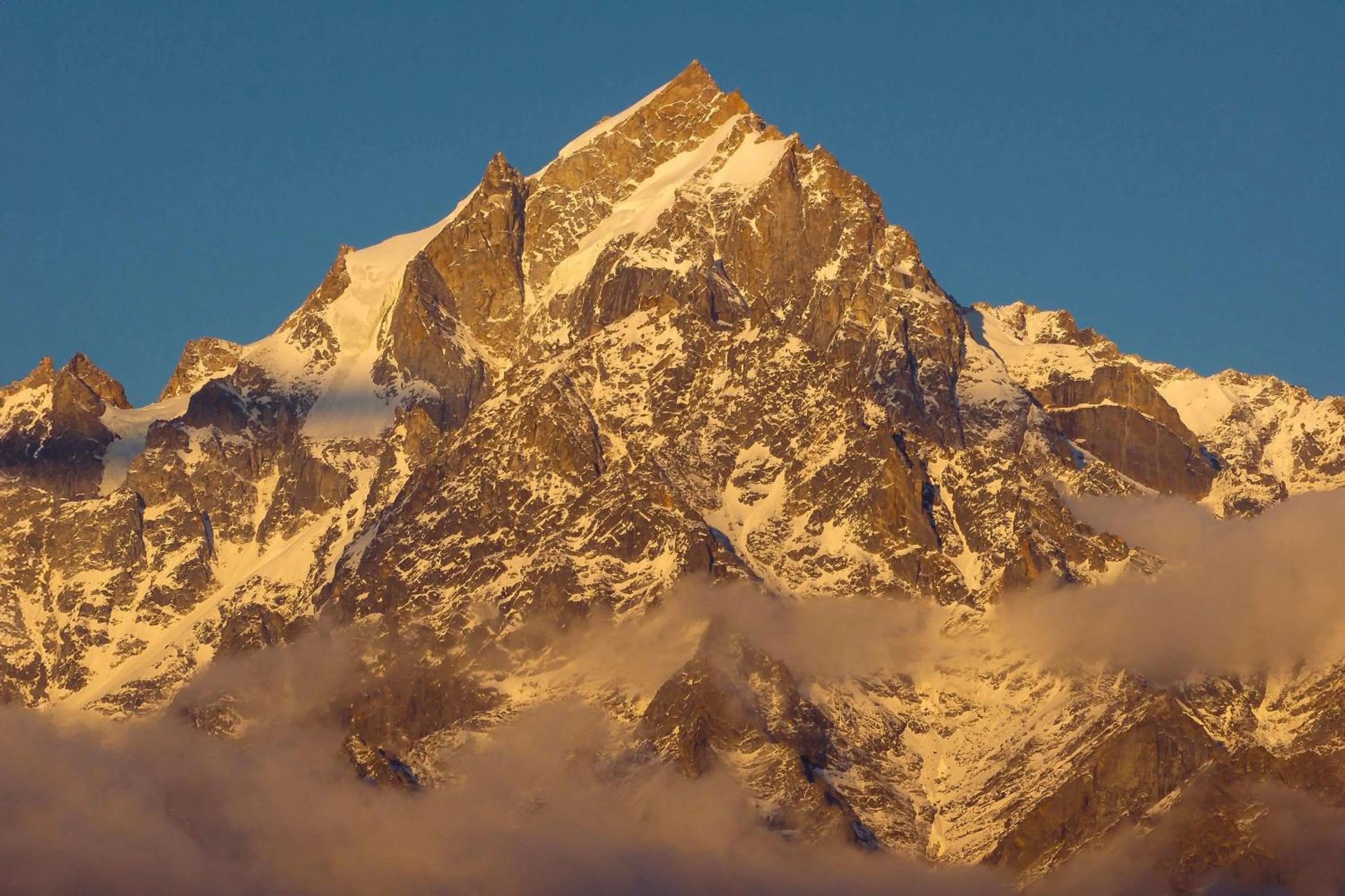 Nearby landmark in Echor The Alpine Crest Kalpa