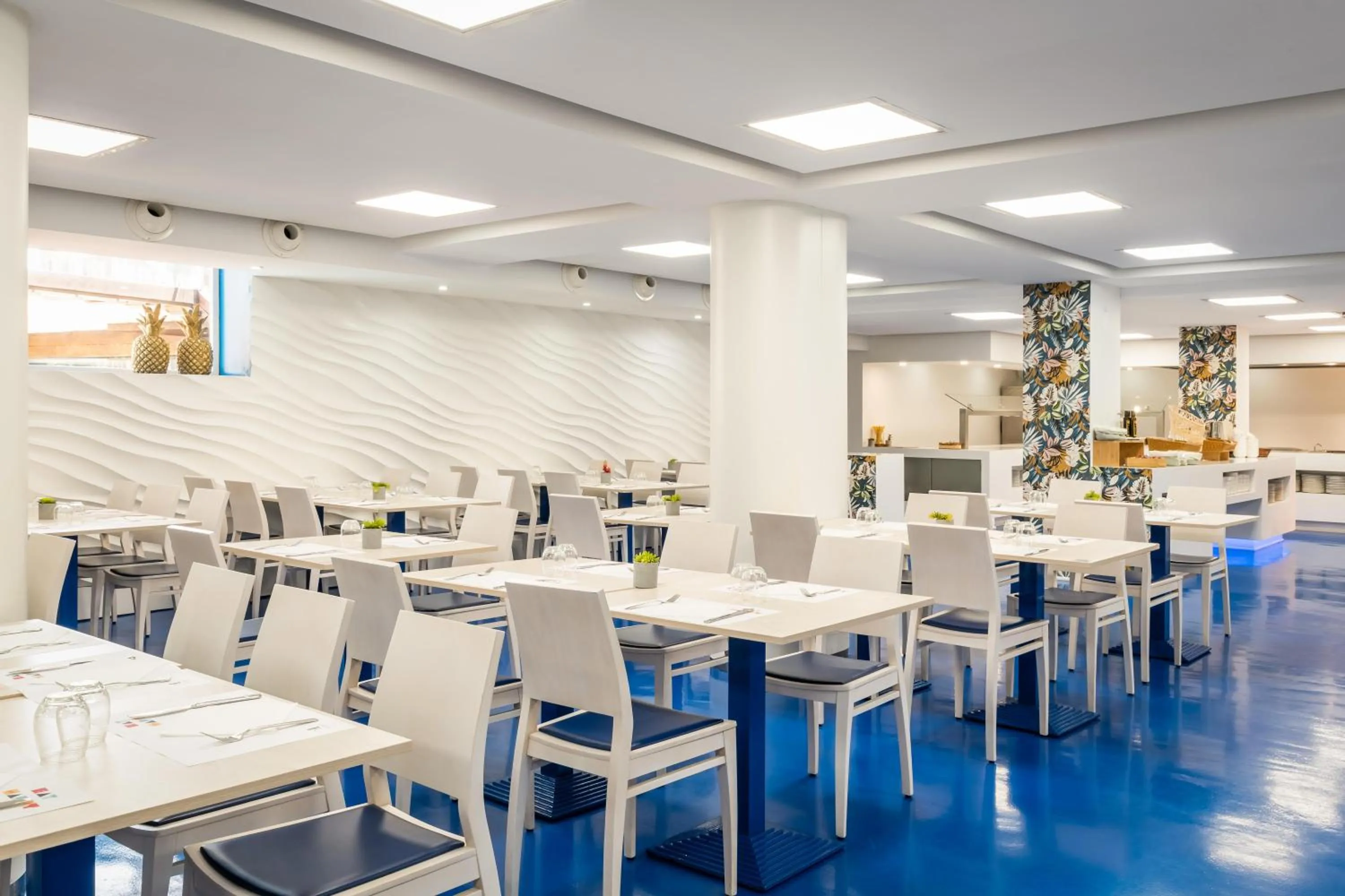 Restaurant/places to eat in ALEGRIA Sun Village