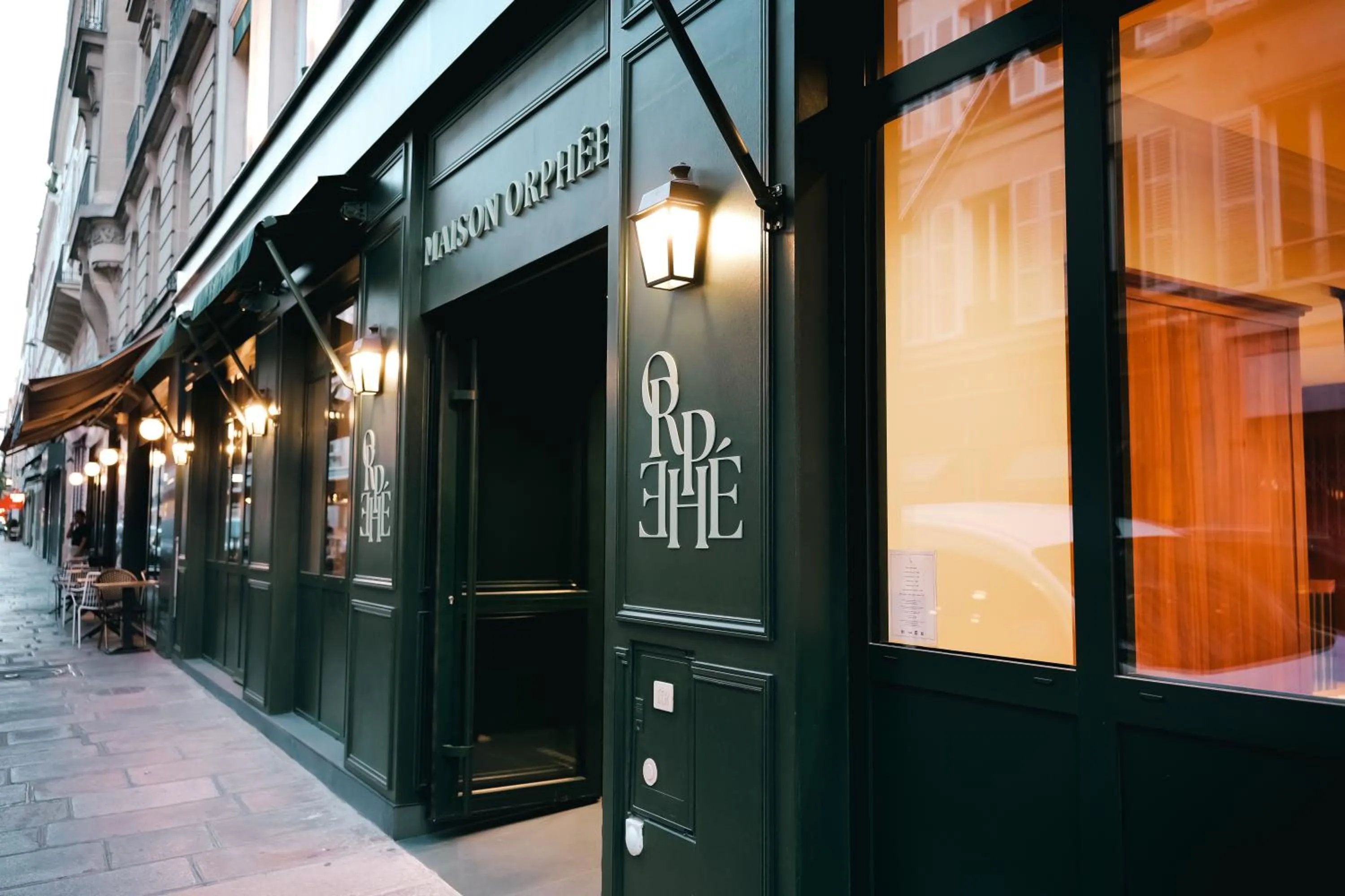 Facade/entrance in Maison Orphée