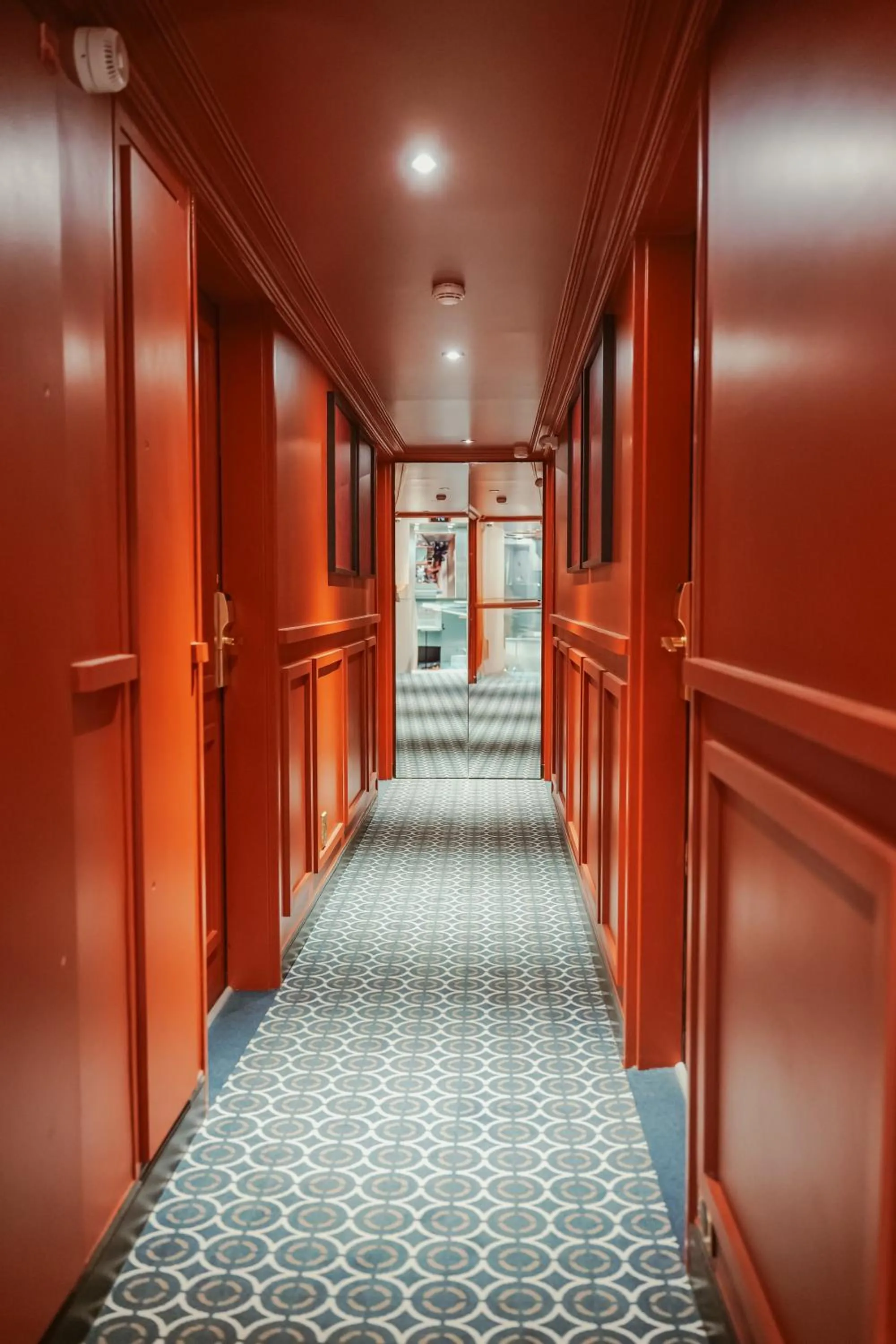 Decorative detail in Maison Orphée