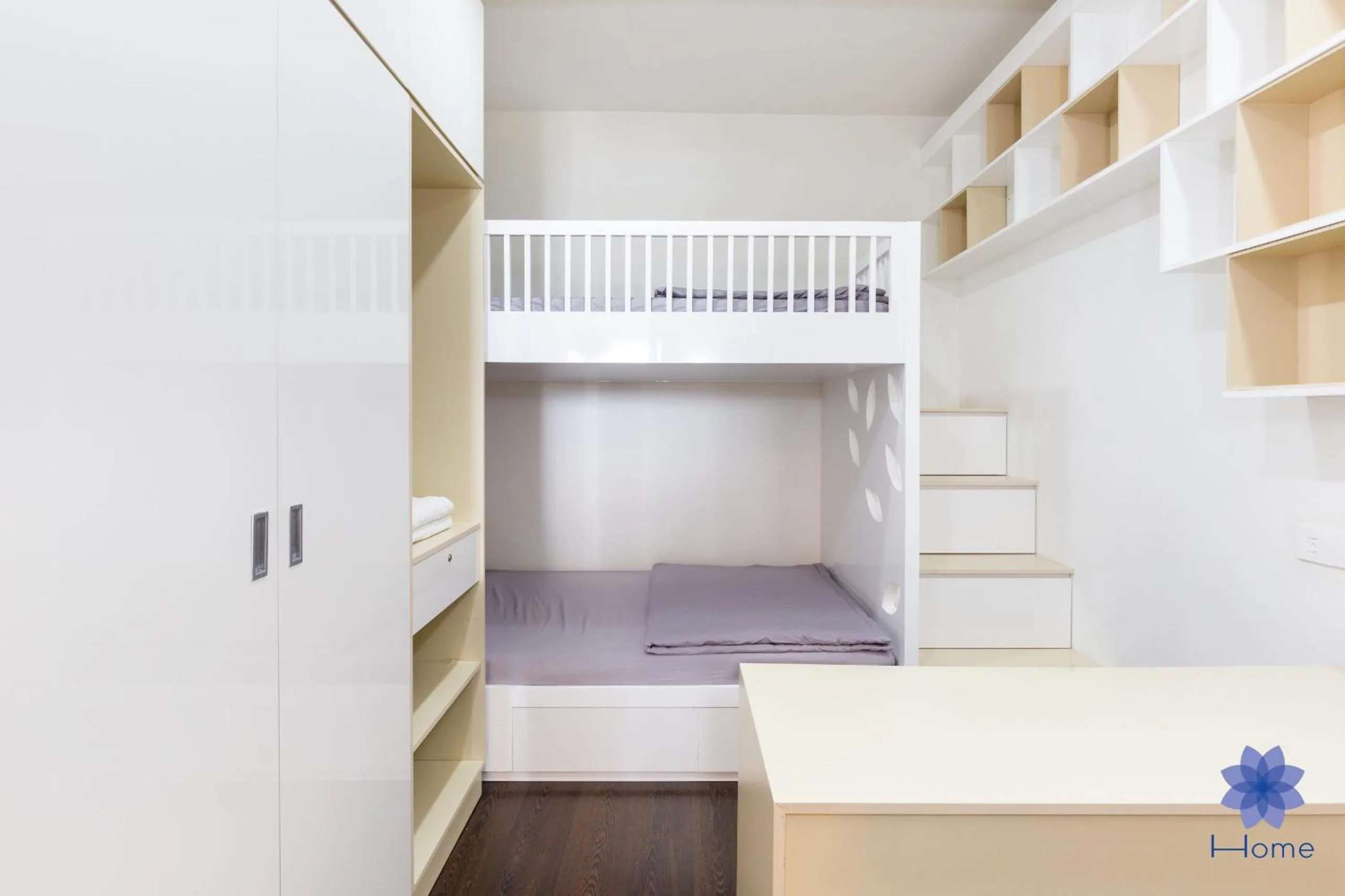 Bed in iHome Furnished Apartments with Free Gym & Pool, Airport Pick-Up Service