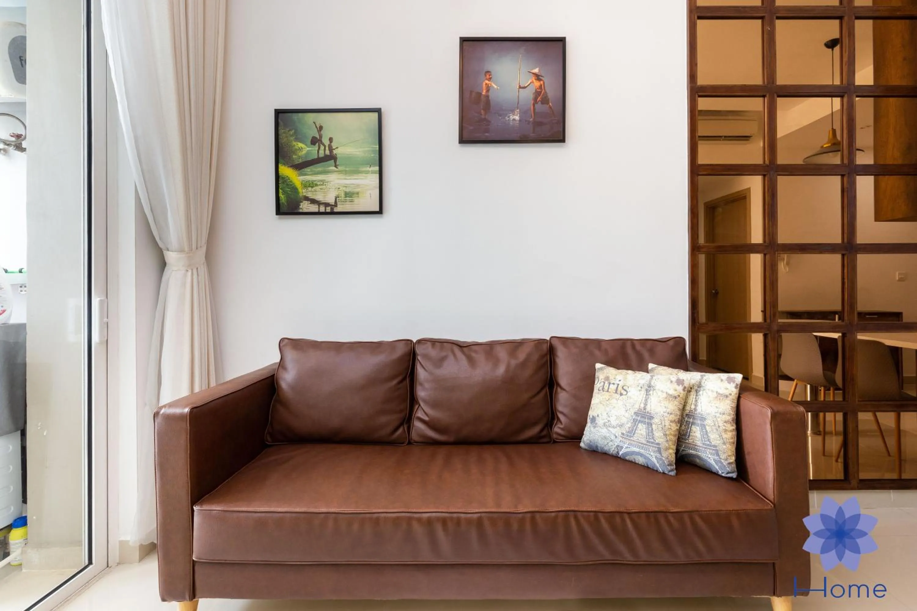 iHome Furnished Apartments with Free Gym & Pool, Airport Pick-Up Service