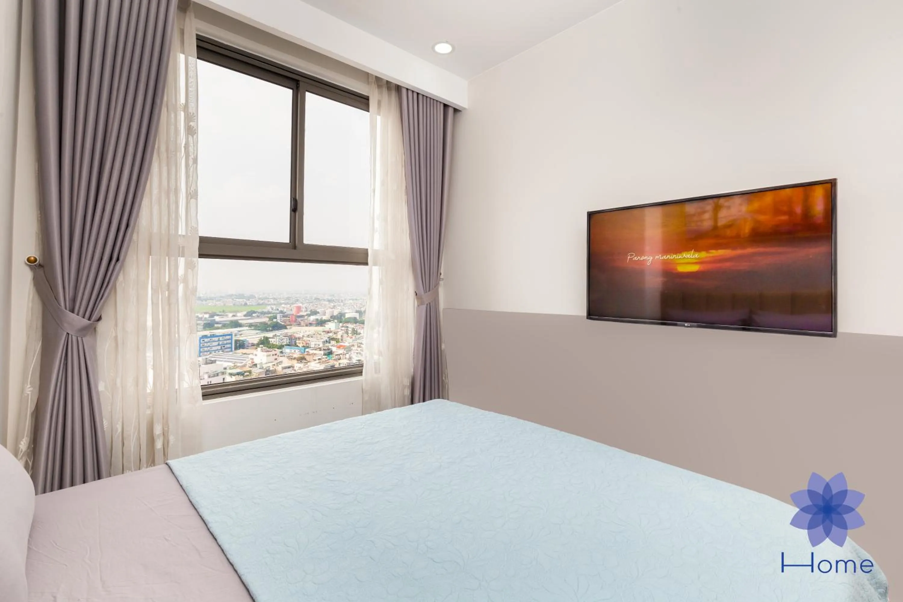 Bed in iHome Furnished Apartments with Free Gym & Pool, Airport Pick-Up Service