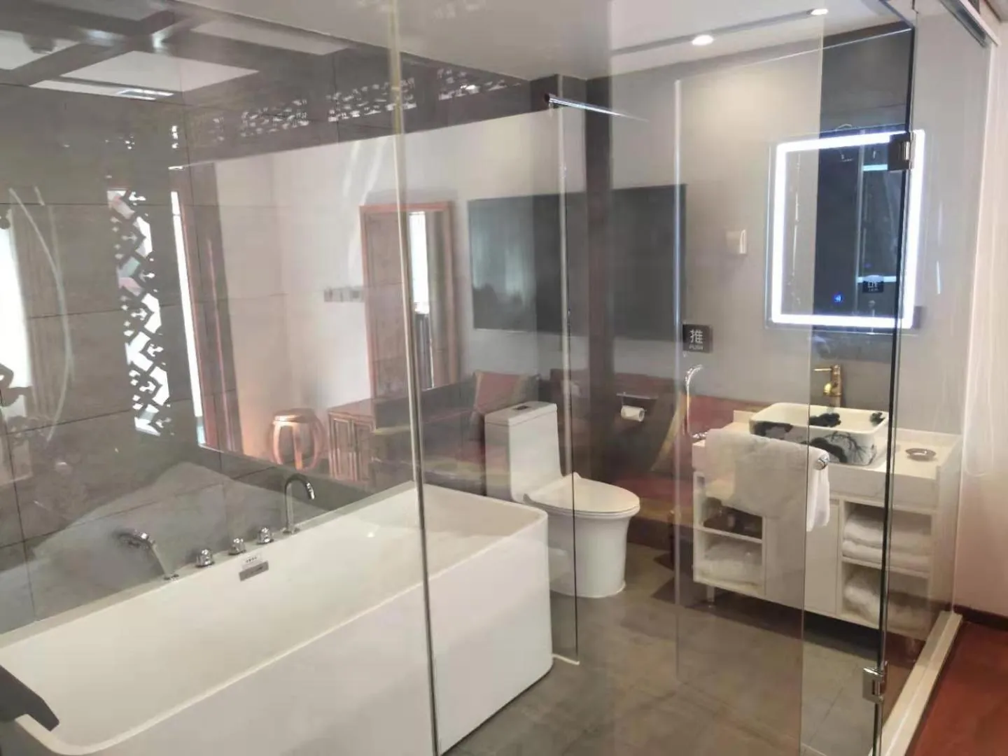 Qinfu Hotel Beijing Nanluogu Lane Houhai