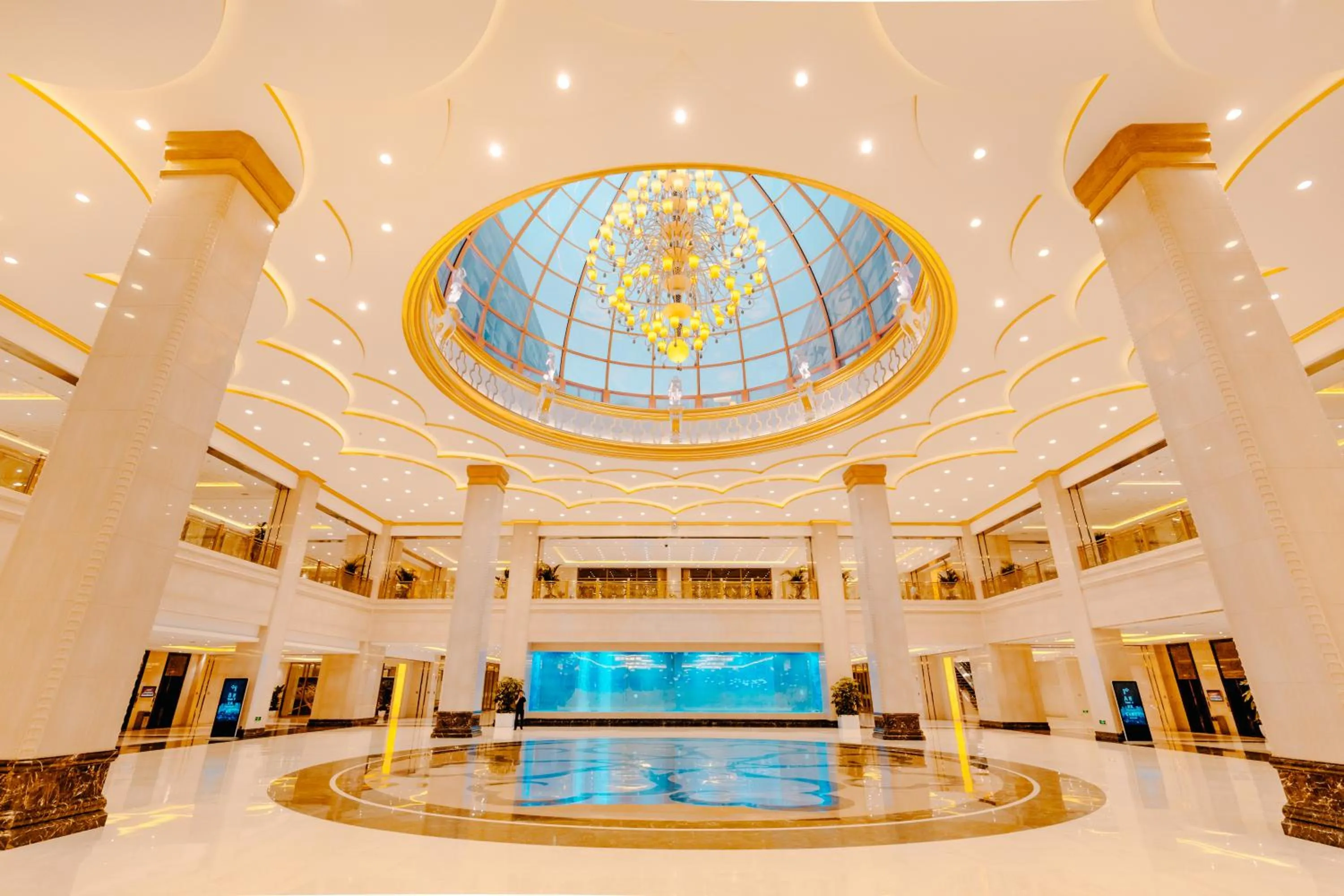 Lobby or reception in GUOCE Beijing Capital Airport Hotel & Convention Center