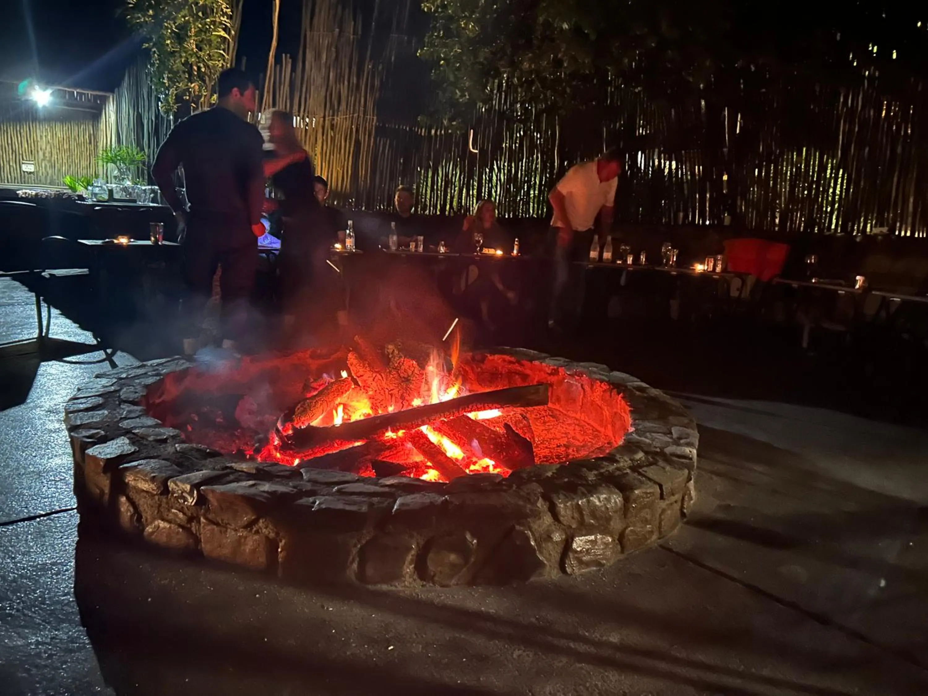 Restaurant/places to eat in Tidimalo Lodge