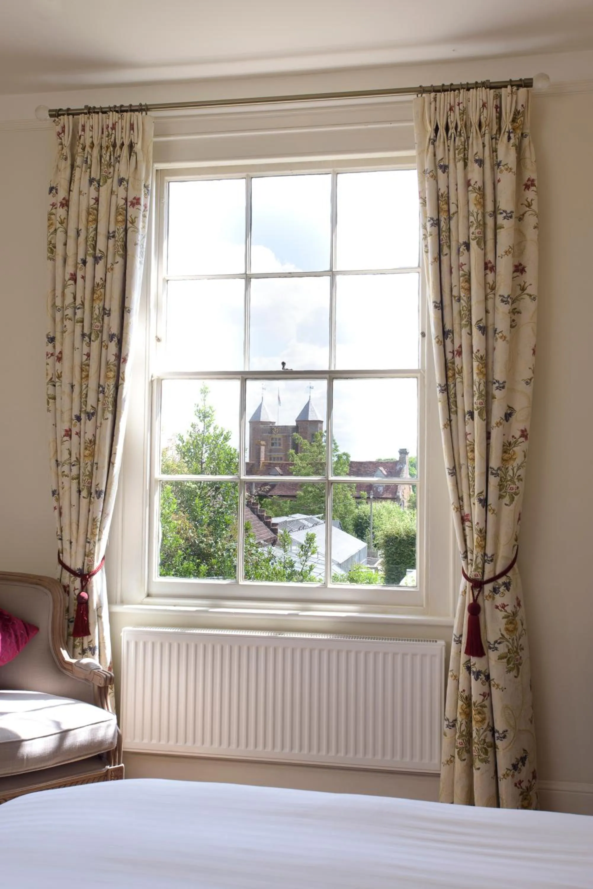 Bed in Sissinghurst Castle Farmhouse