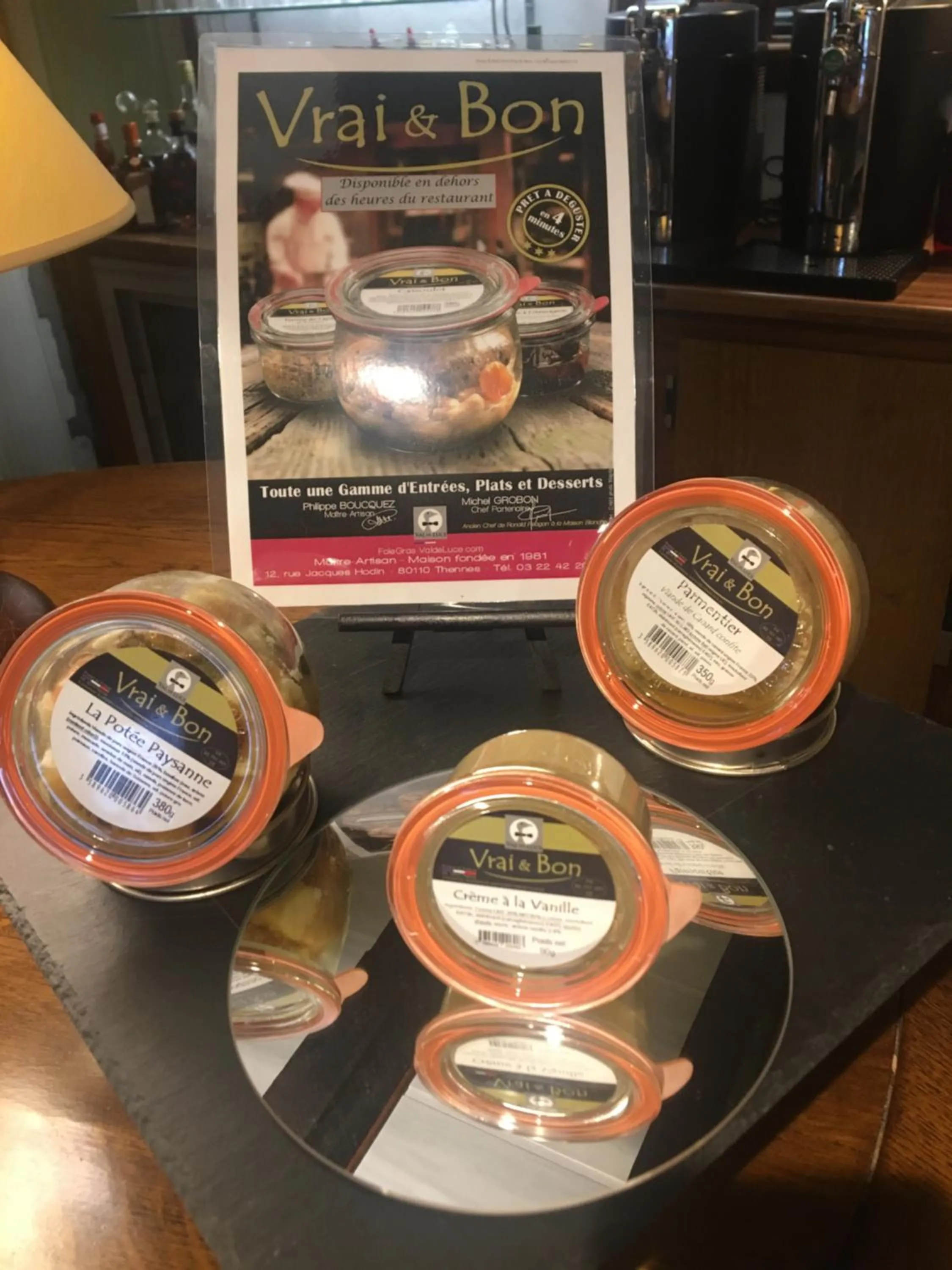 Lounge or bar in Logis Hotel Oasis