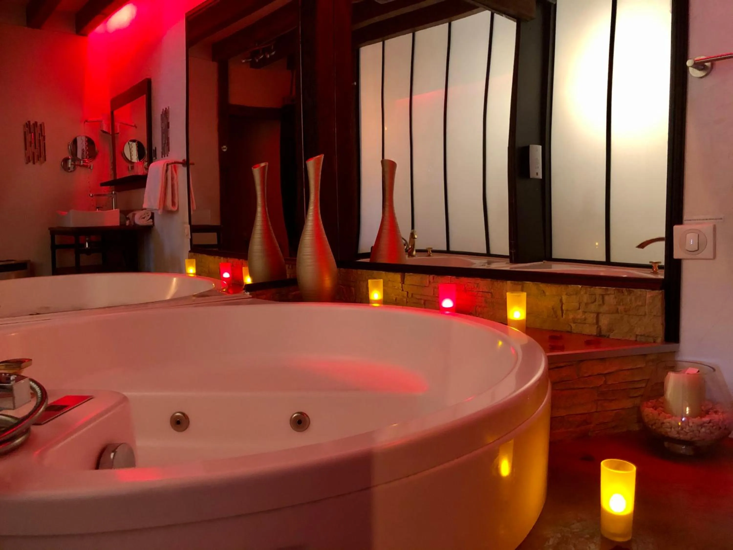 Bathroom in Logis Hotel Oasis