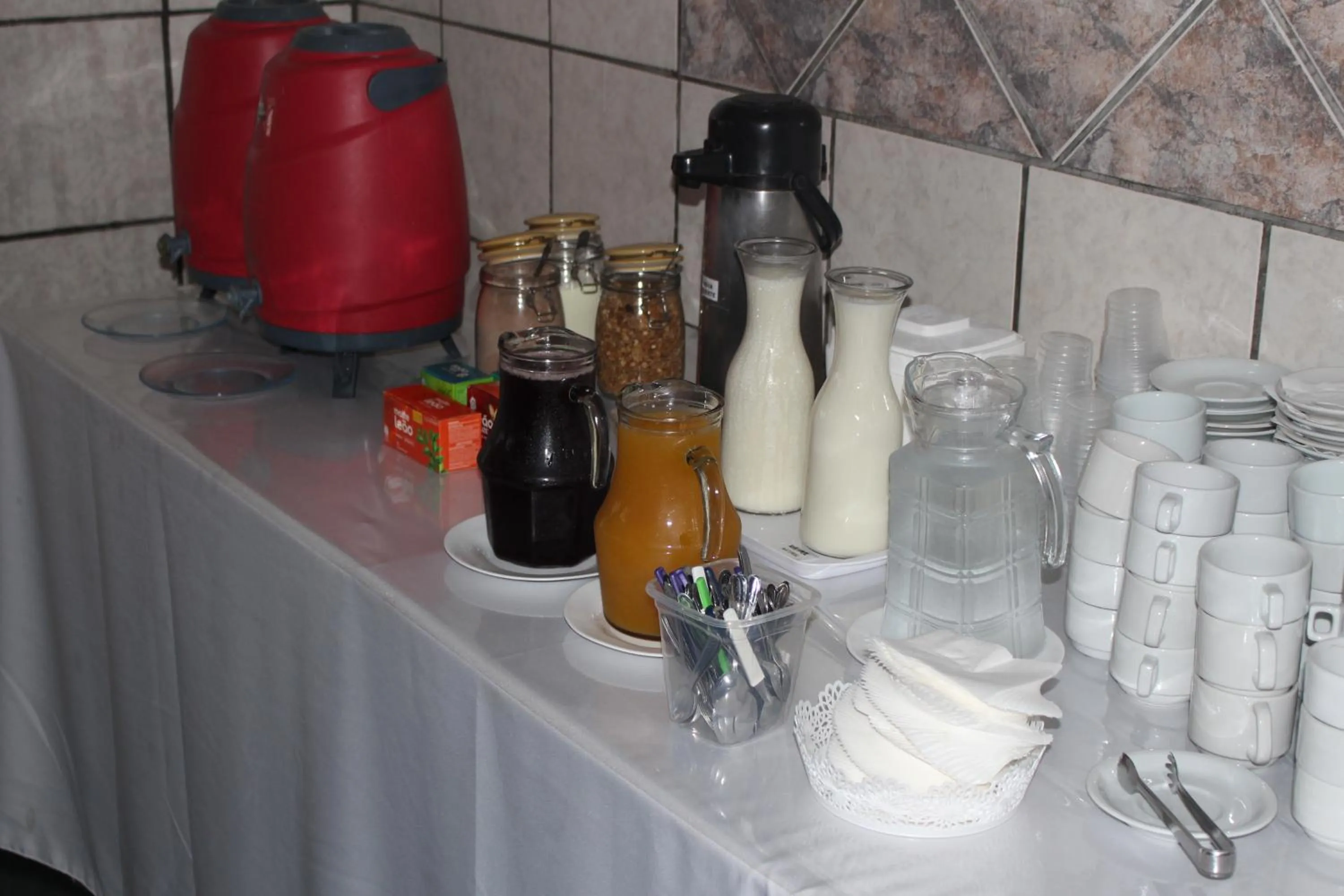 Breakfast in Bica Pau Hotel