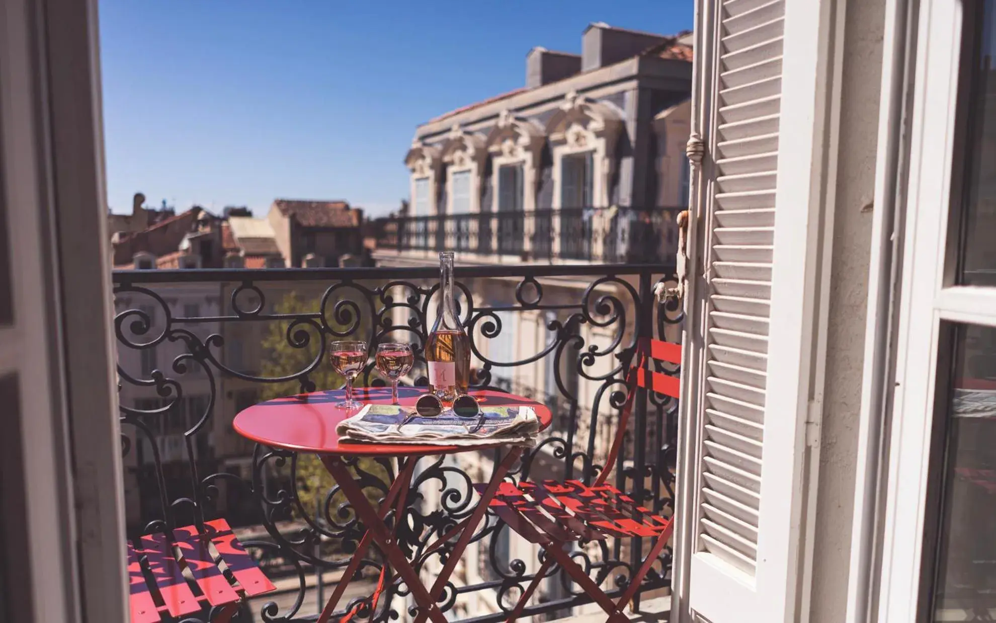 Deluxe Room with Balcony in Hôtel Amista Marseille - ancien Hôtel Saint Louis - Vieux Port Deluxe Room with Balcony in Hôtel Amista Marseille - ancien Hôtel Saint Louis - Vieux Port