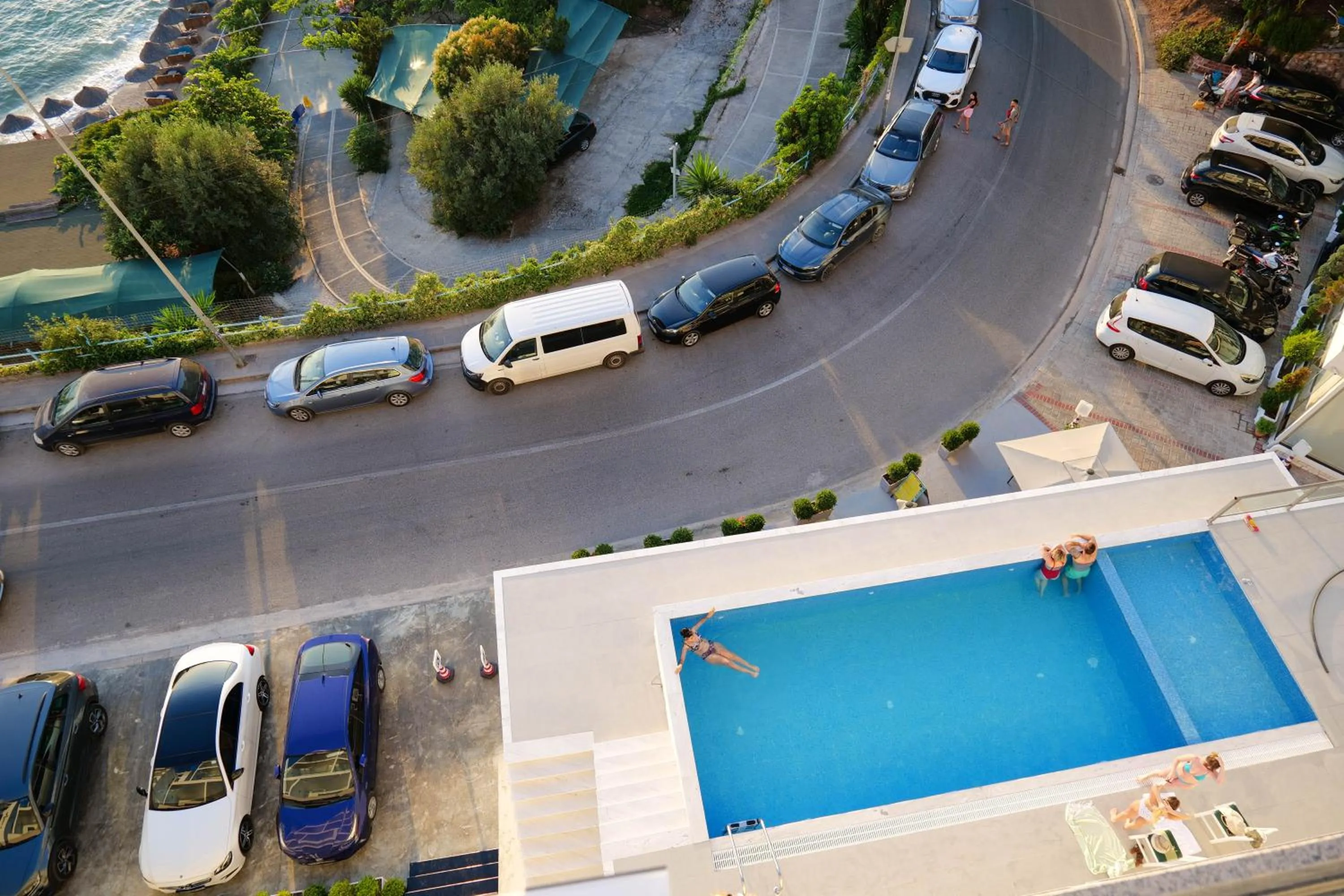 Swimming pool in Hotel Vola