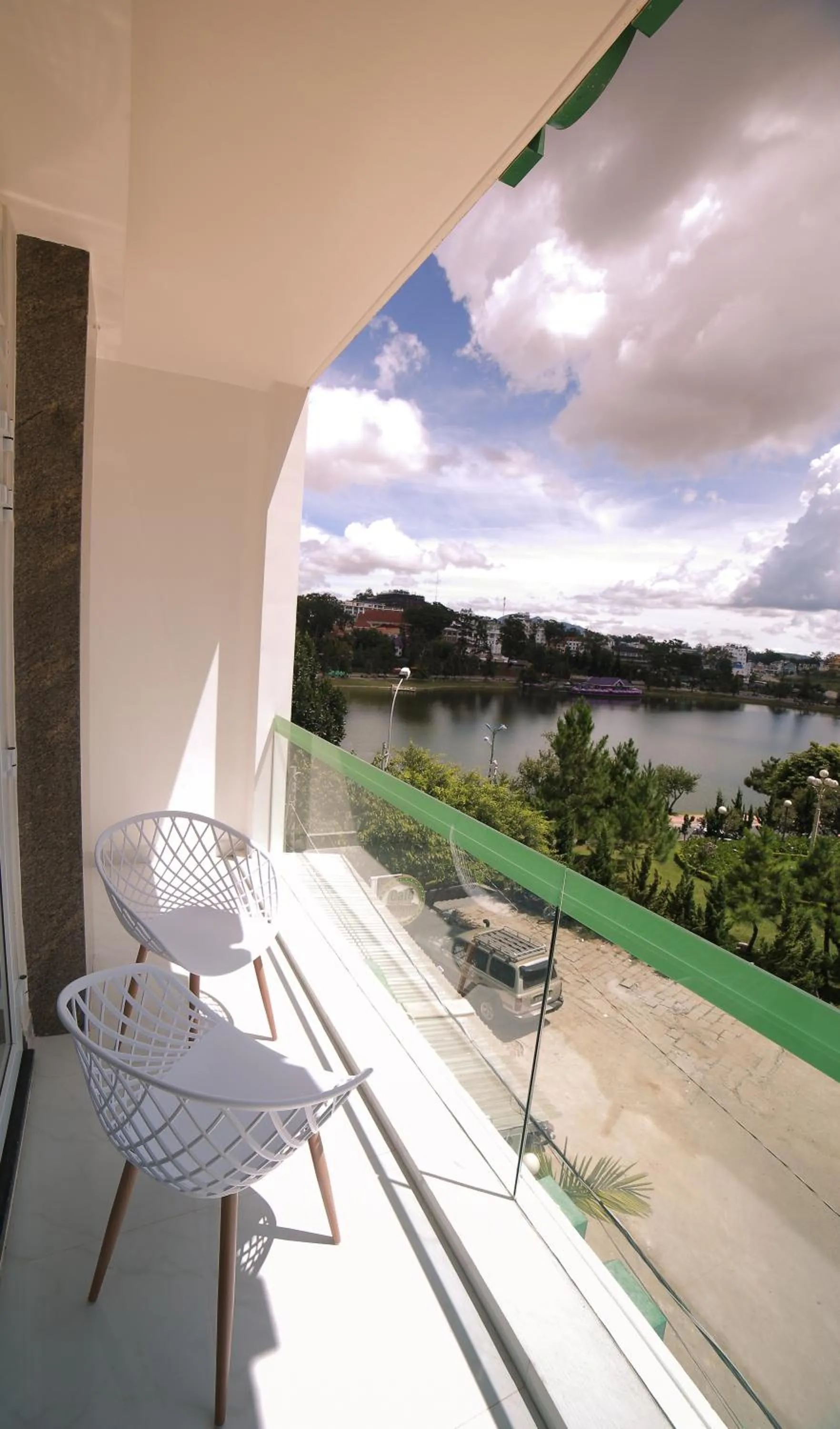Balcony/Terrace in Nhật Nguyên Hotel