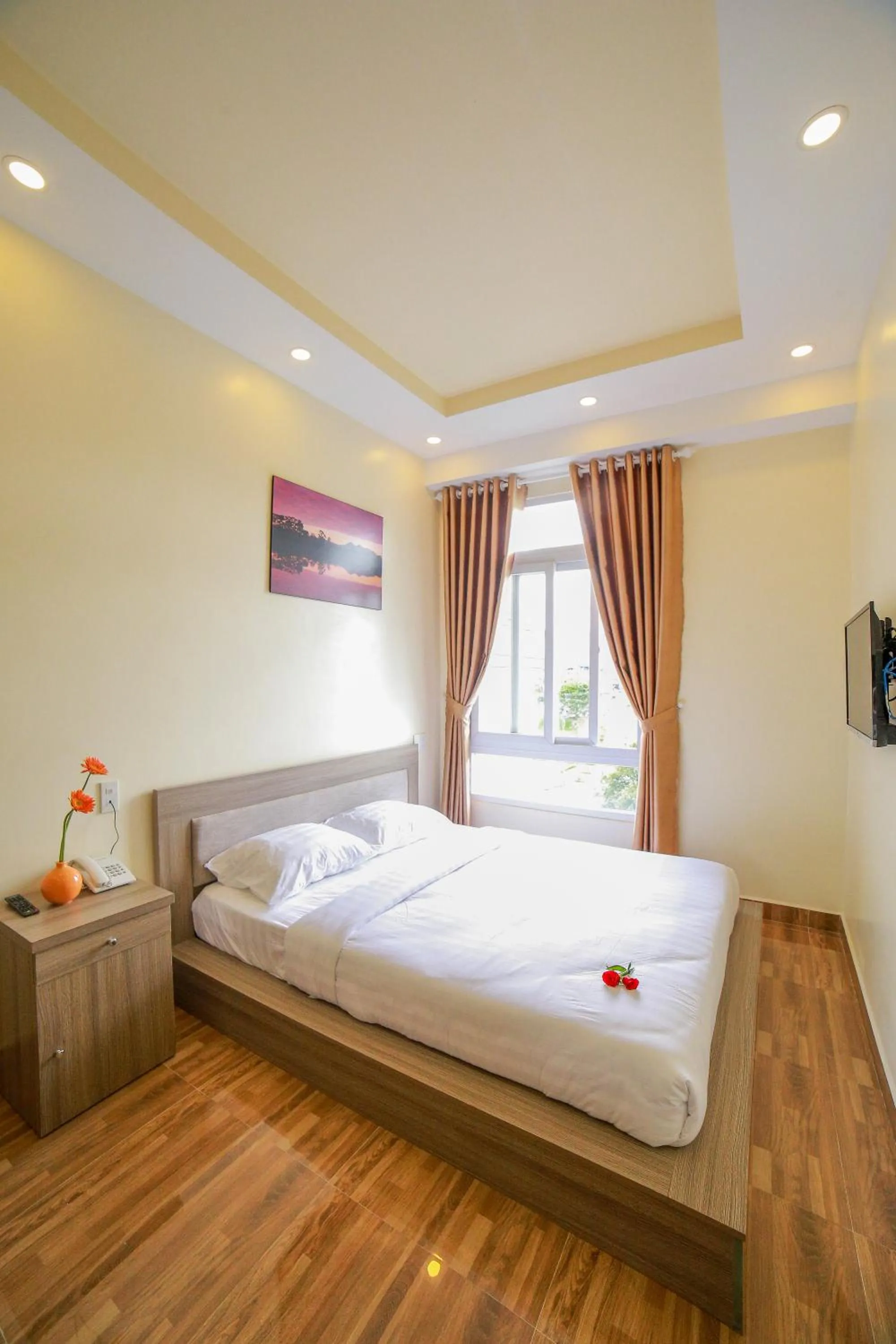 Photo of the whole room, Bed in Nhật Nguyên Hotel