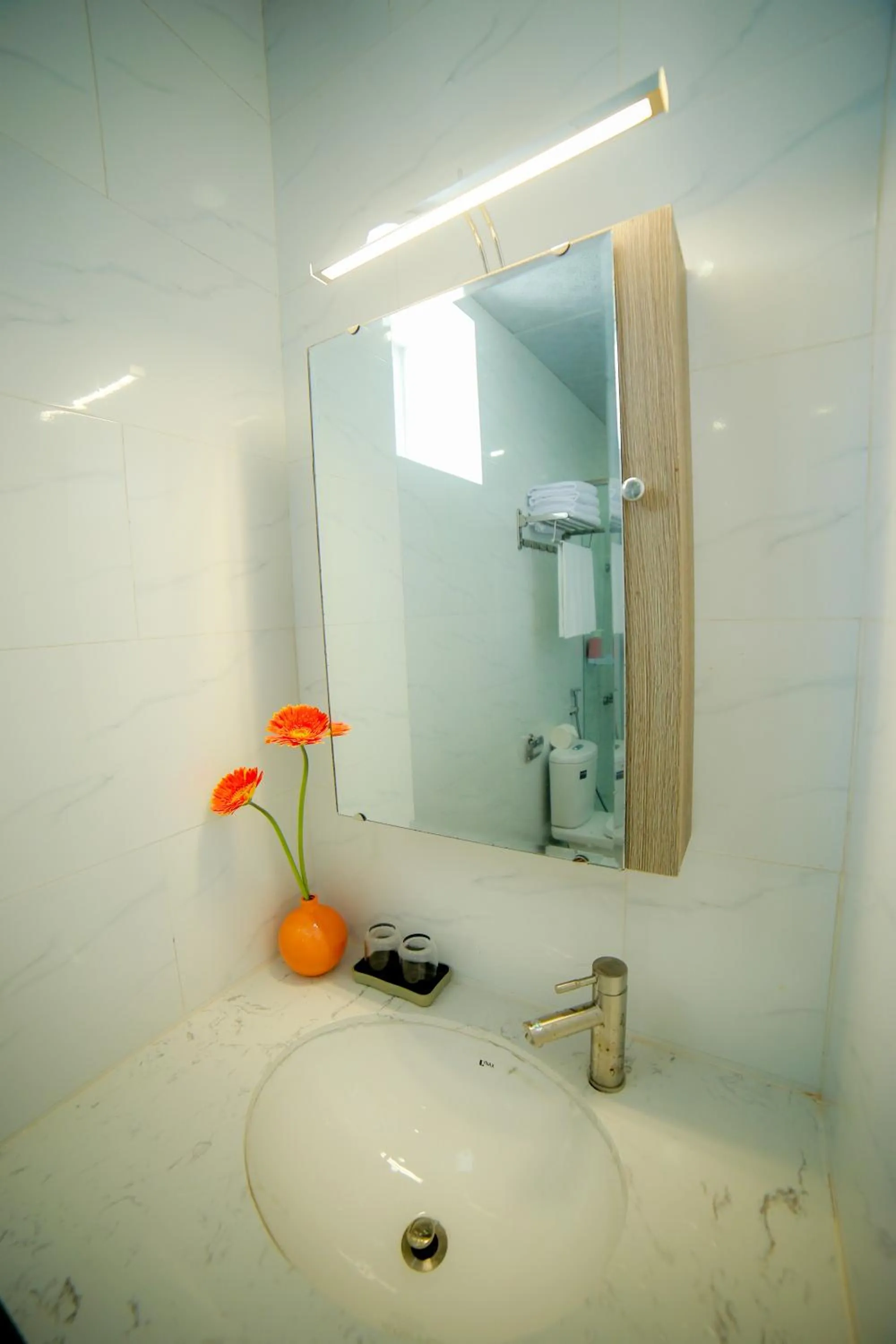 Toilet in Nhật Nguyên Hotel