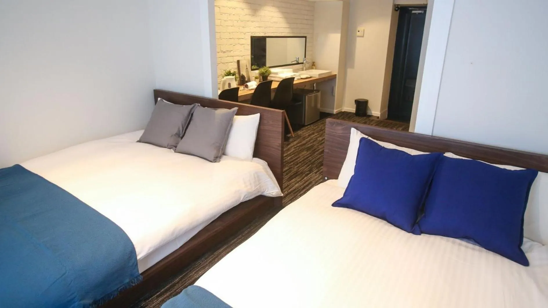 Bed in N33 Hakata Sta Riverside