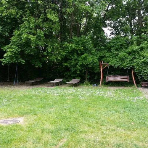 Kid Família Panzió Balatonszárszó