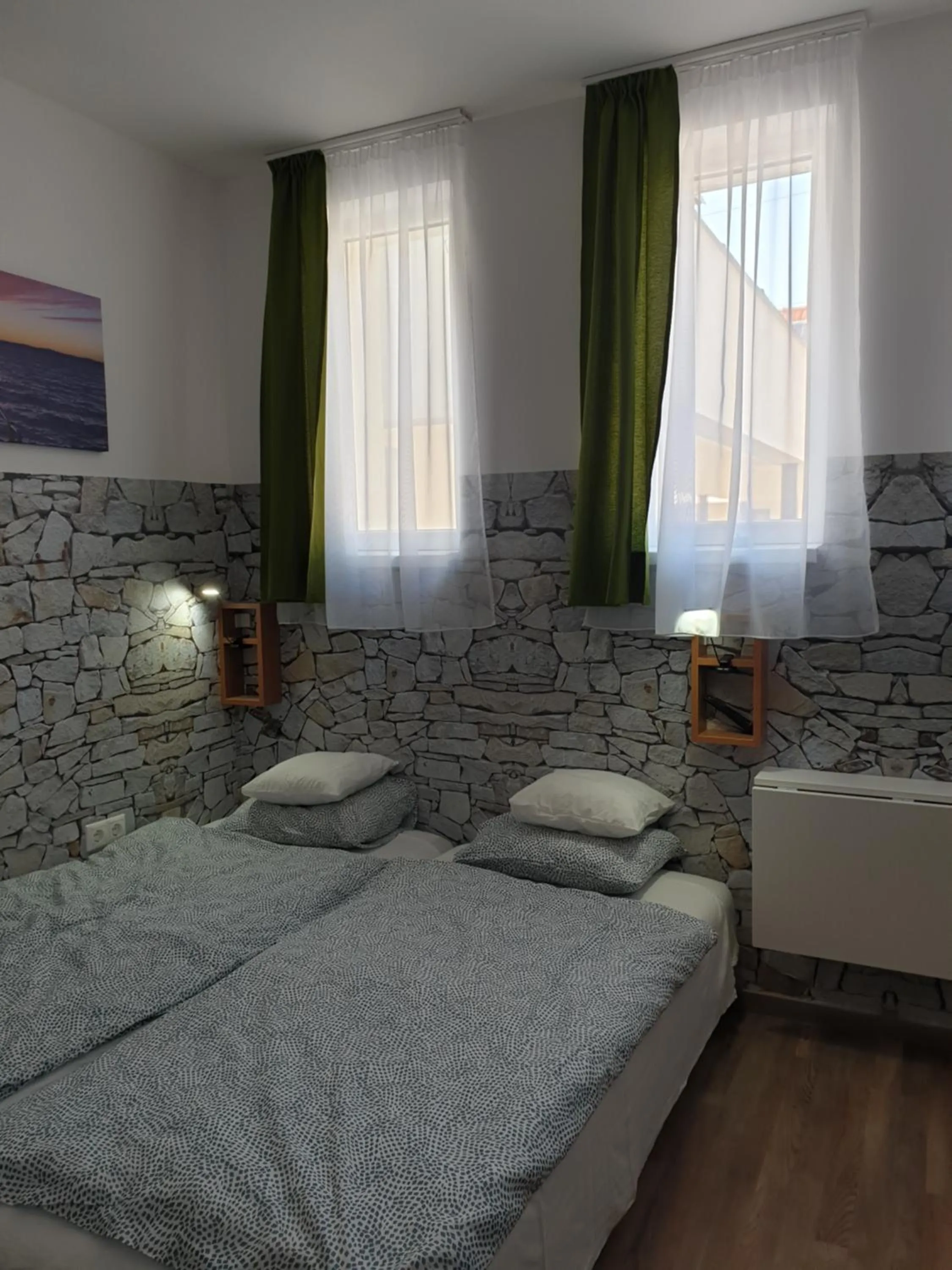 Bed in Kid Família Panzió Balatonszárszó