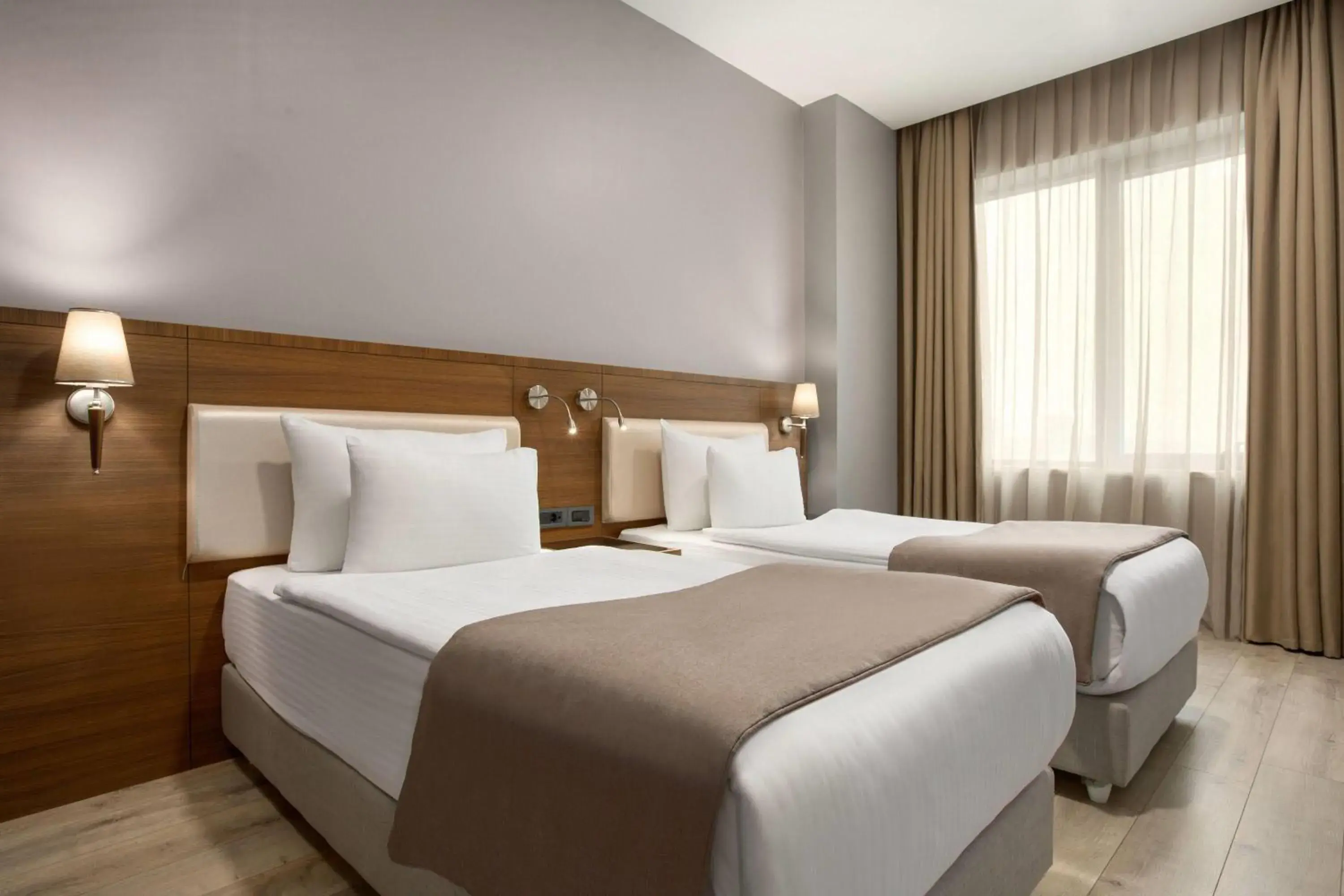 Connection Rooms with Two Twin Beds - Non-Smoking in La Quinta by Wyndham Istanbul Gunesli Connection Rooms with Two Twin Beds - Non-Smoking in La Quinta by Wyndham Istanbul Gunesli