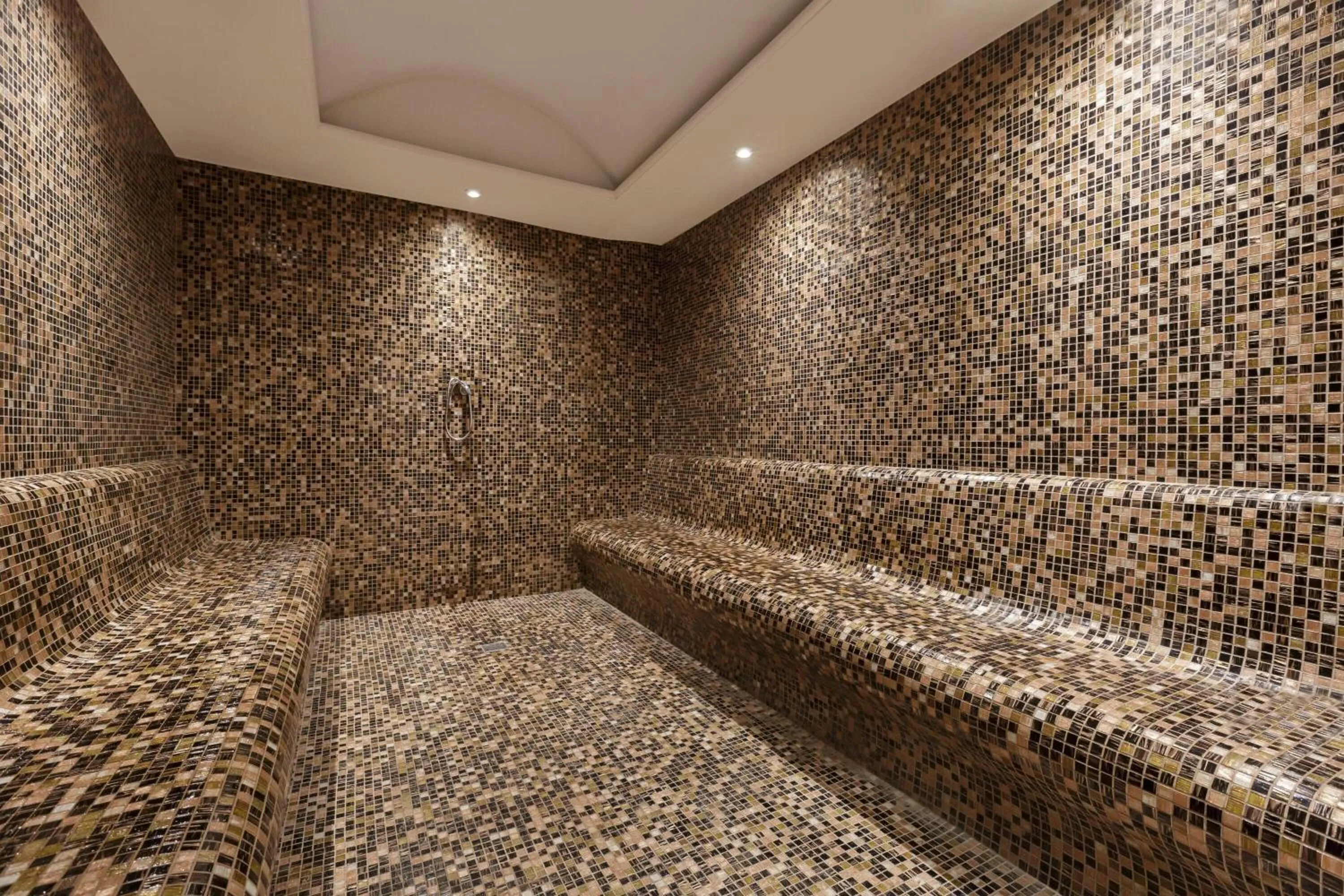 Spa and wellness centre/facilities in La Quinta by Wyndham Istanbul Gunesli