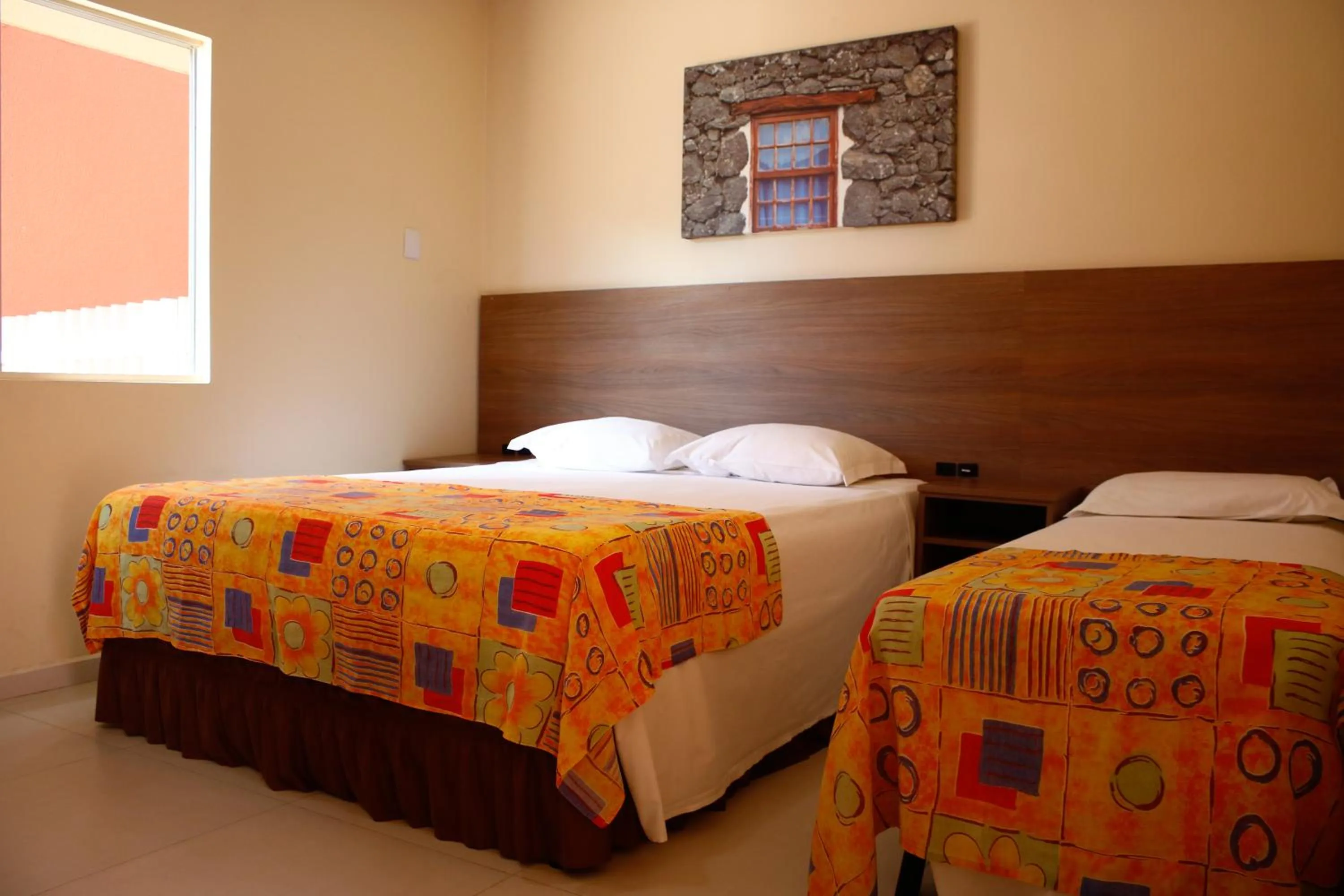 Bedroom, Bed in Hotel Açoriano