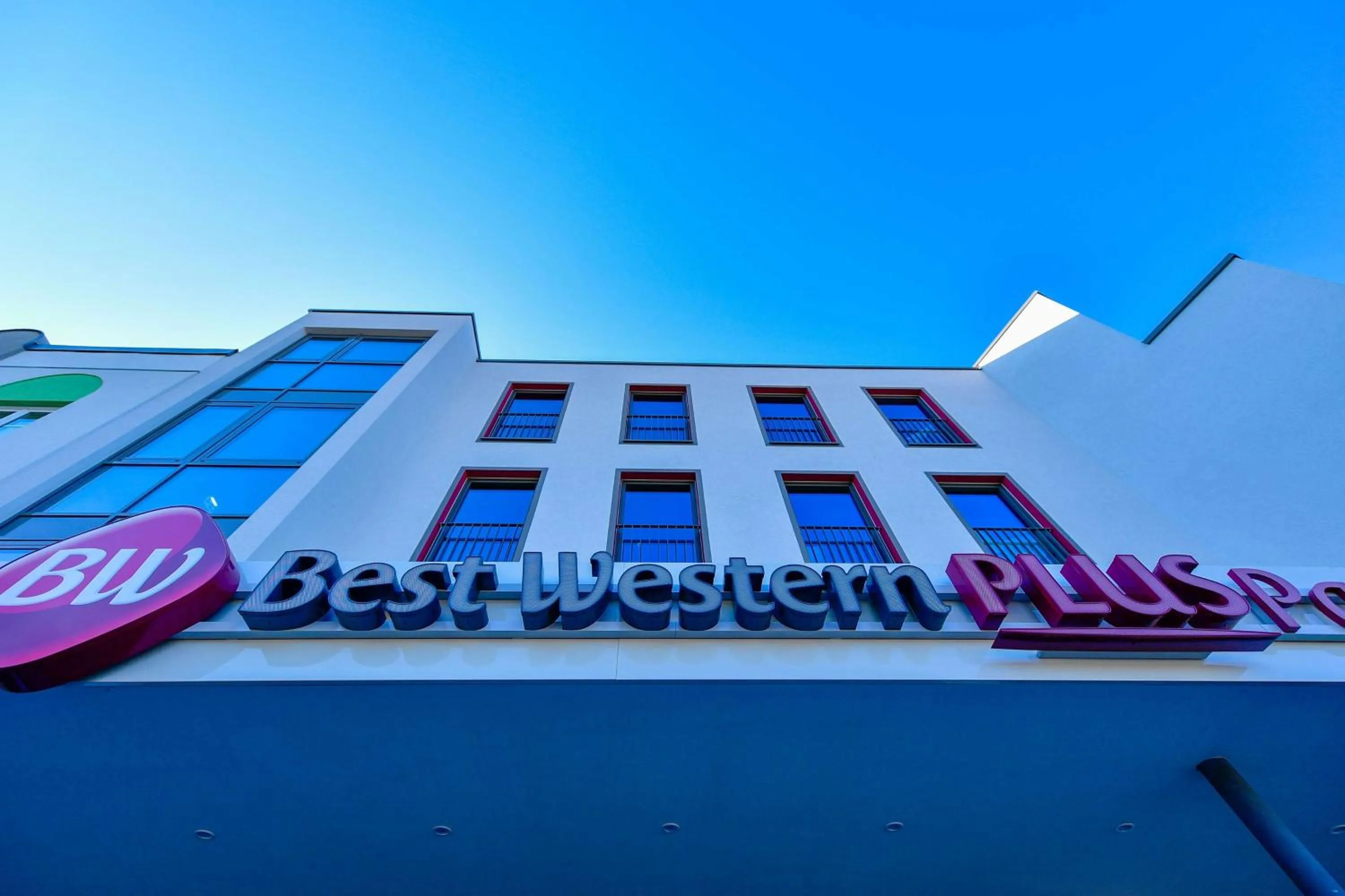 Property building in Best Western Plus Parkhotel & Spa Cottbus