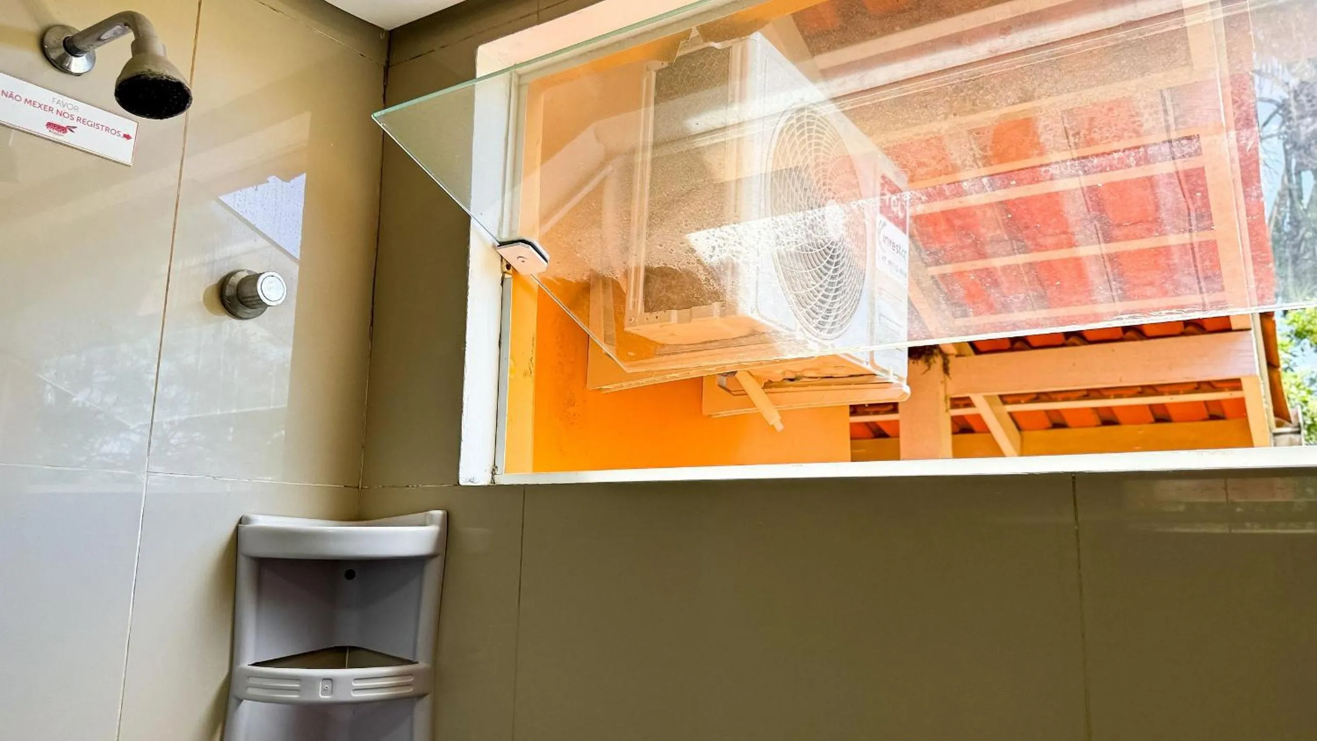 Pousada Bernúncia - Com café da Manhã, próximo a Praia Grande