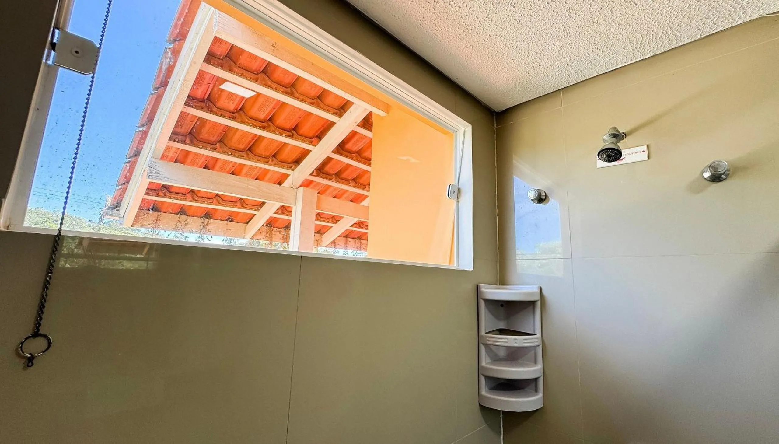 Pousada Bernúncia - Com café da Manhã, próximo a Praia Grande