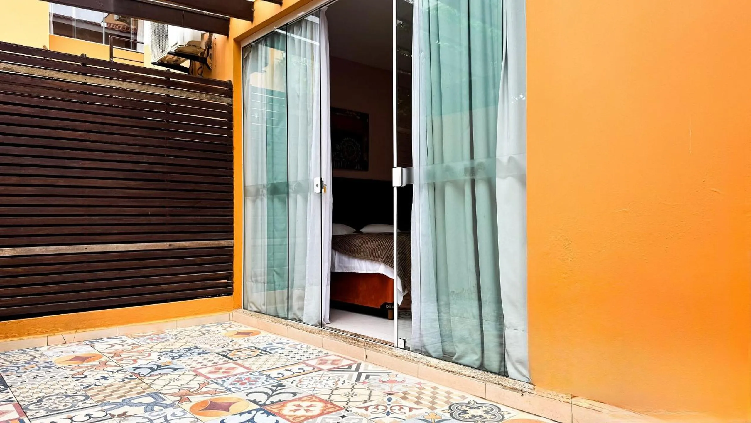 Pousada Bernúncia - Com café da Manhã, próximo a Praia Grande