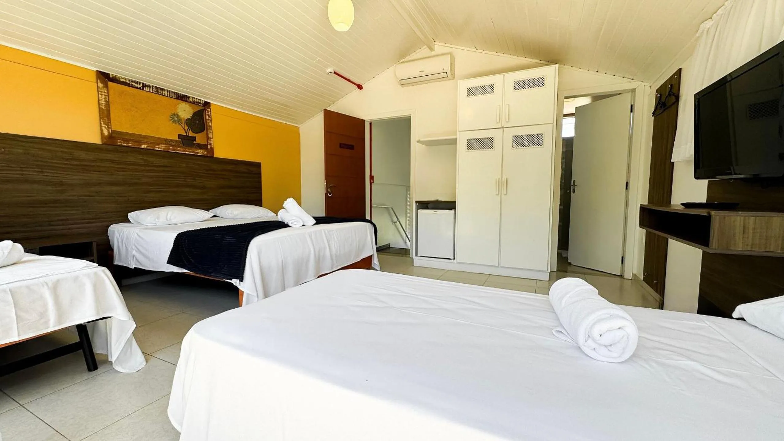 Bed in Pousada Bernúncia - Com café da Manhã, próximo a Praia Grande