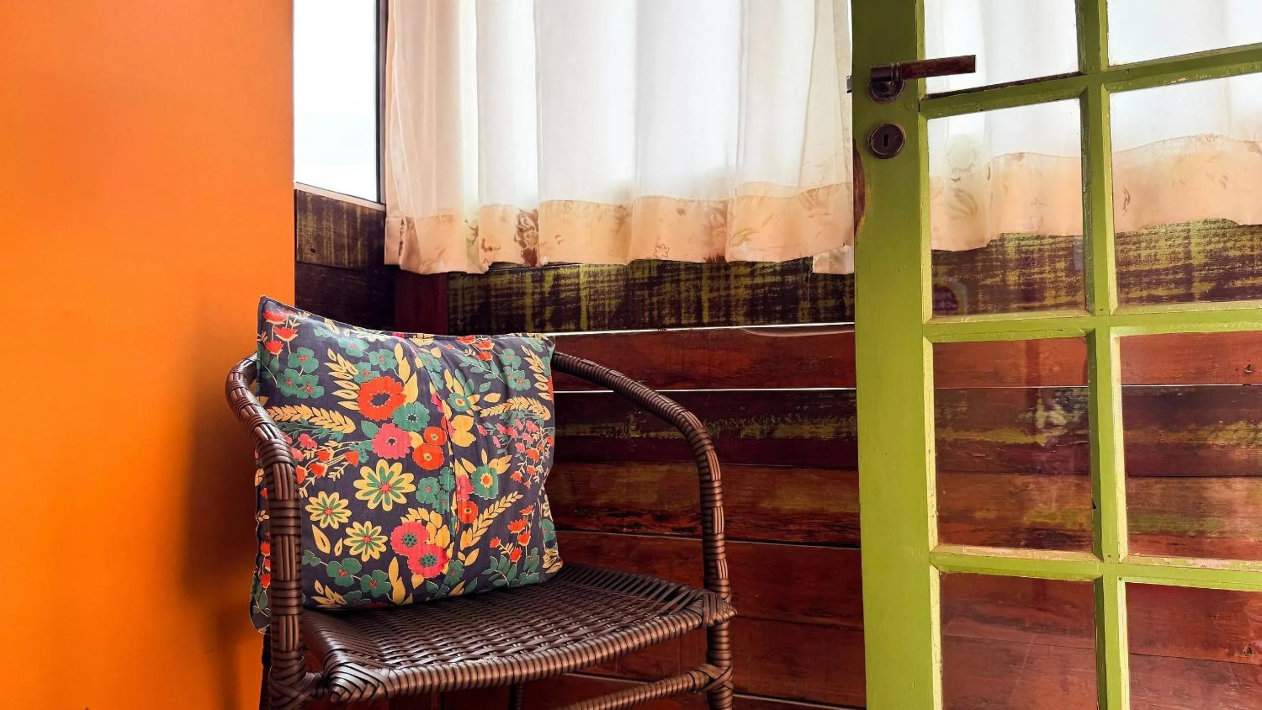 Pousada Bernúncia - Com café da Manhã, próximo a Praia Grande