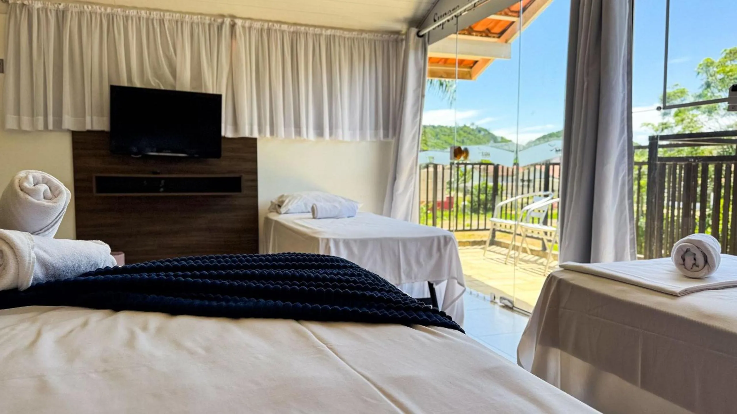 Bed in Pousada Bernúncia - Com café da Manhã, próximo a Praia Grande