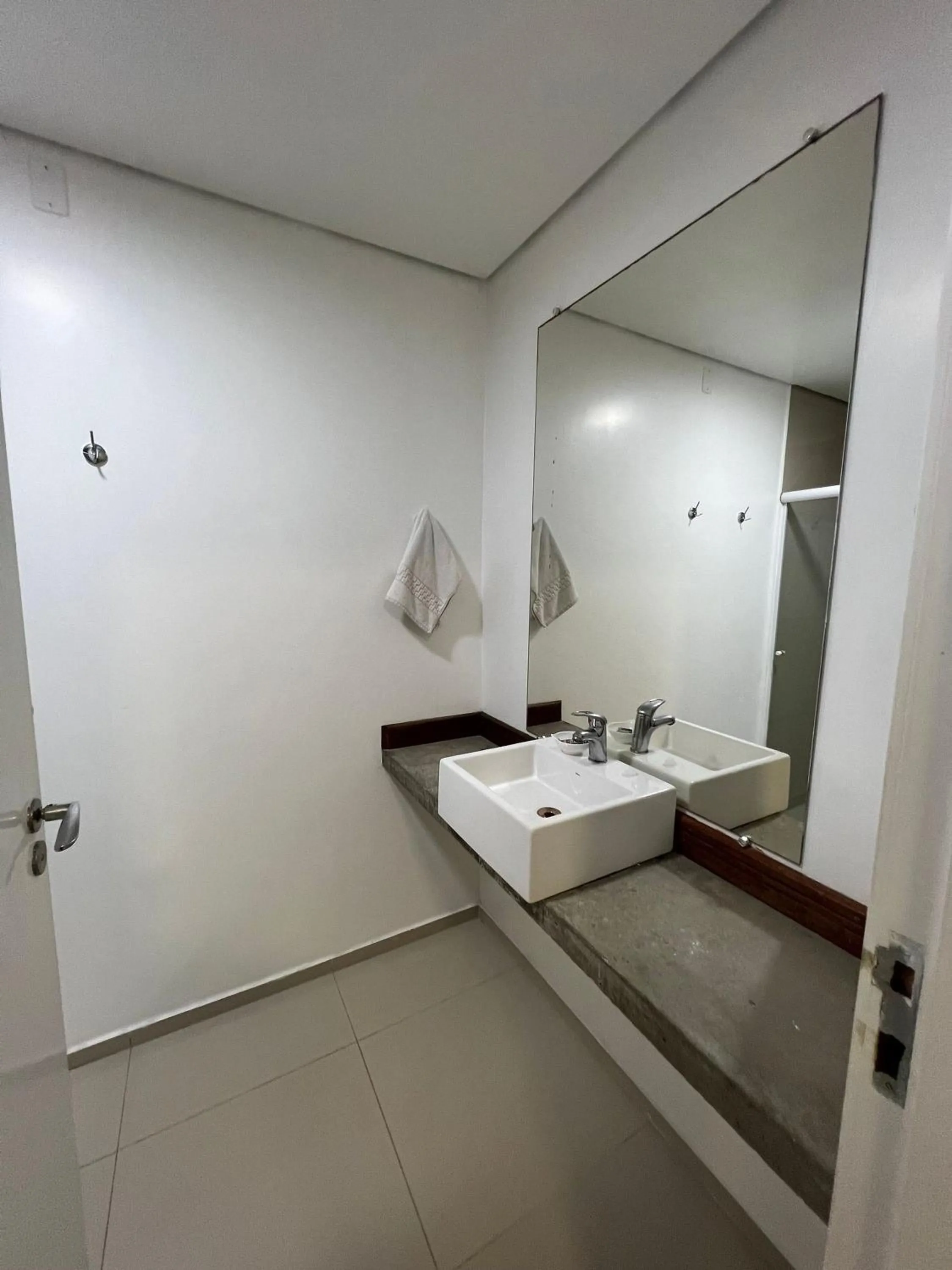 Pousada Bernúncia - Com café da Manhã, próximo a Praia Grande