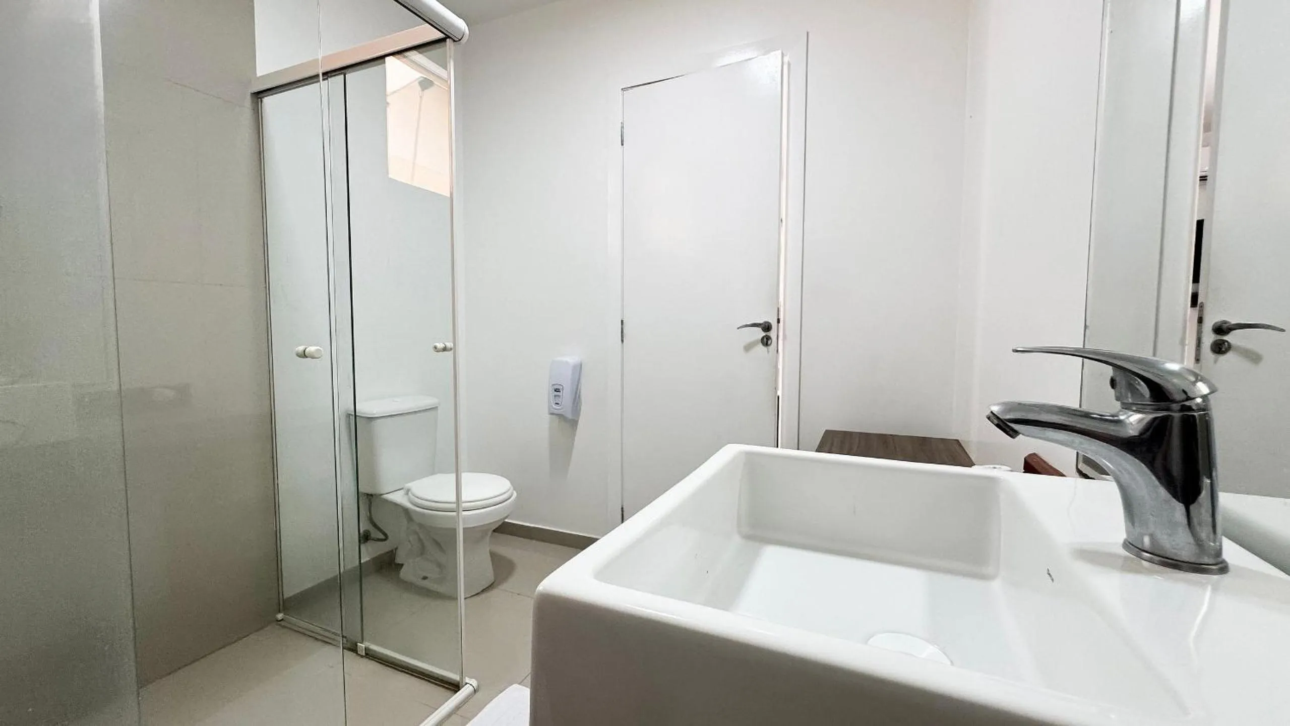 Pousada Bernúncia - Com café da Manhã, próximo a Praia Grande