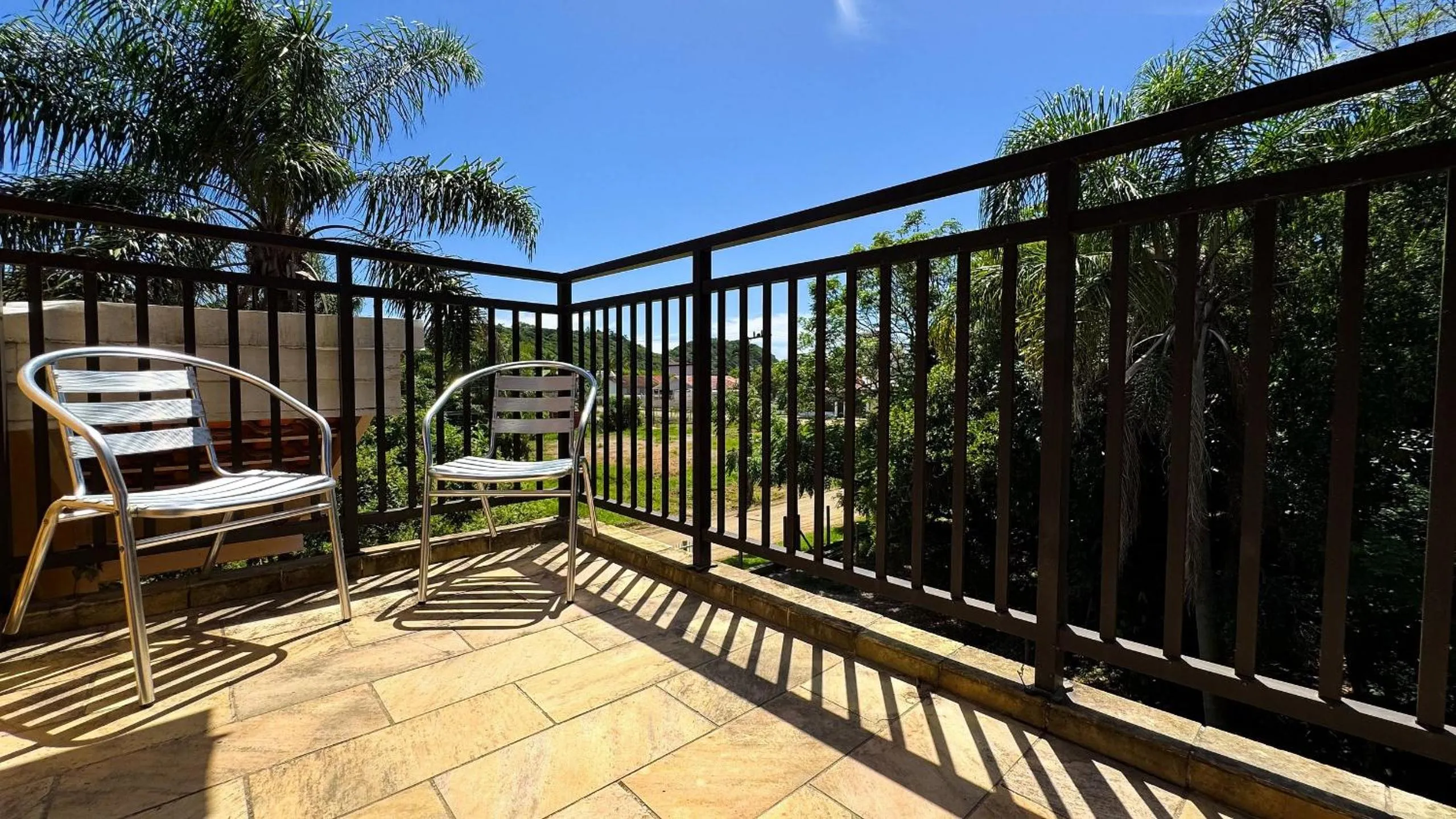 Pousada Bernúncia - Com café da Manhã, próximo a Praia Grande