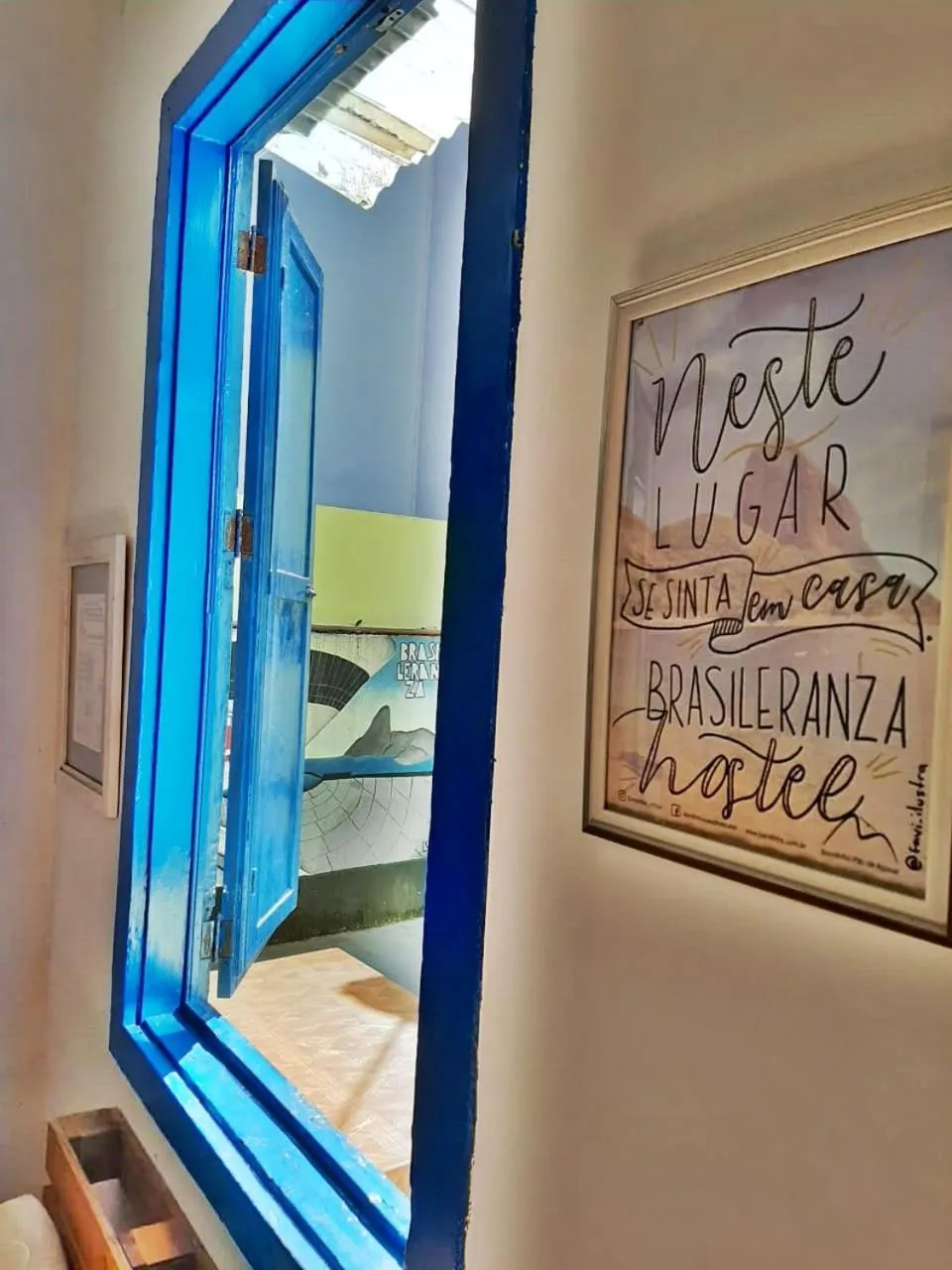 Living room, Bed in Brasileranza Hostel