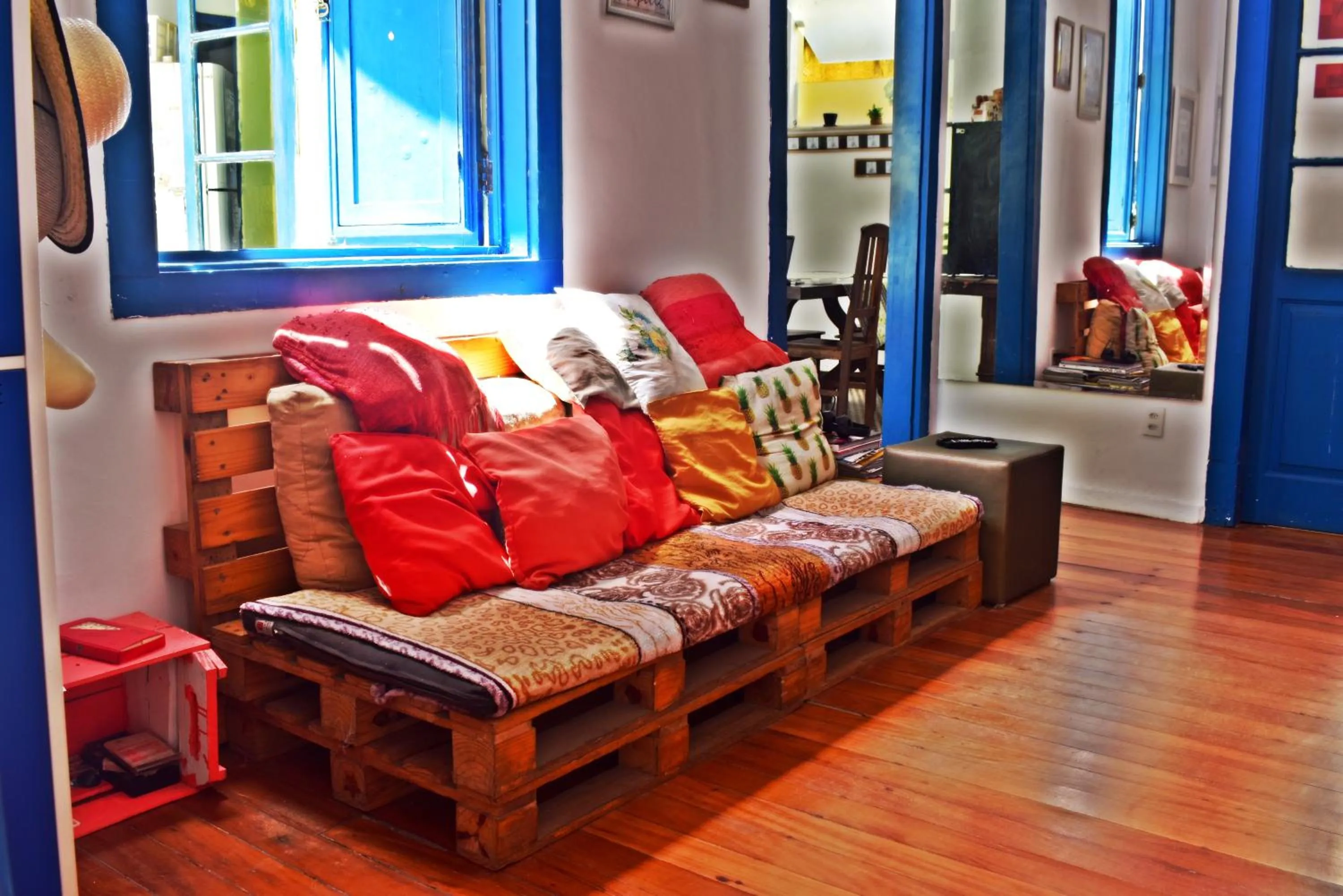 Living room in Brasileranza Hostel