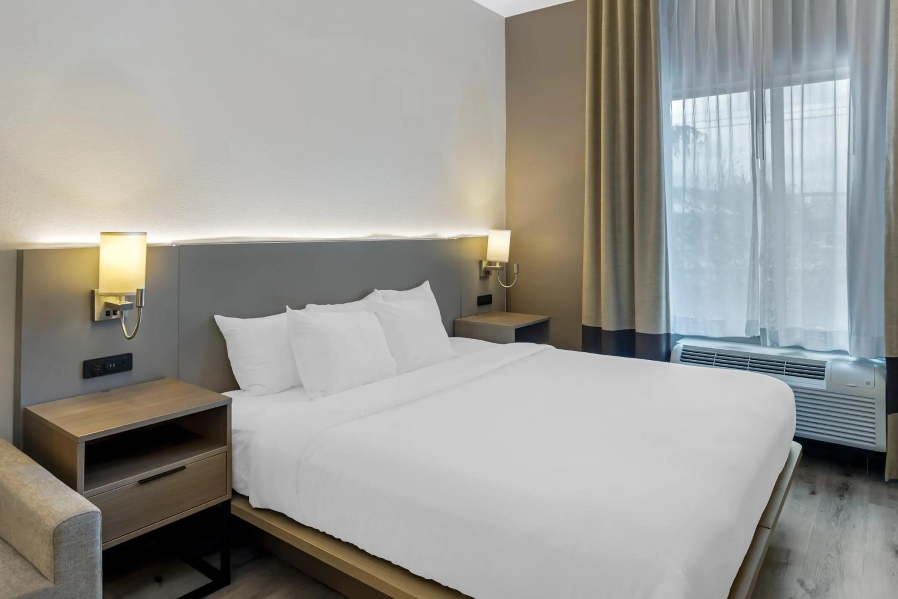 Bed in Comfort Inn & Suites Sayre