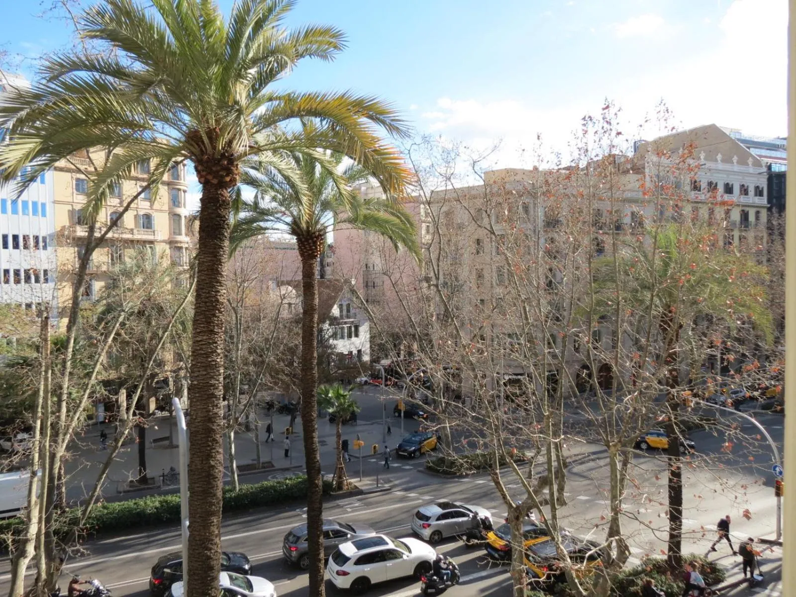 City view in Hostal Petit Príncep