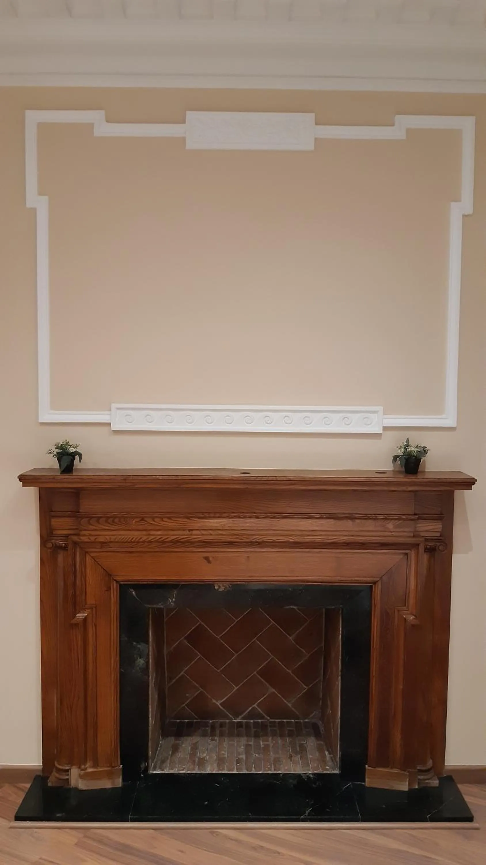 flat iron in Hostal Petit Príncep