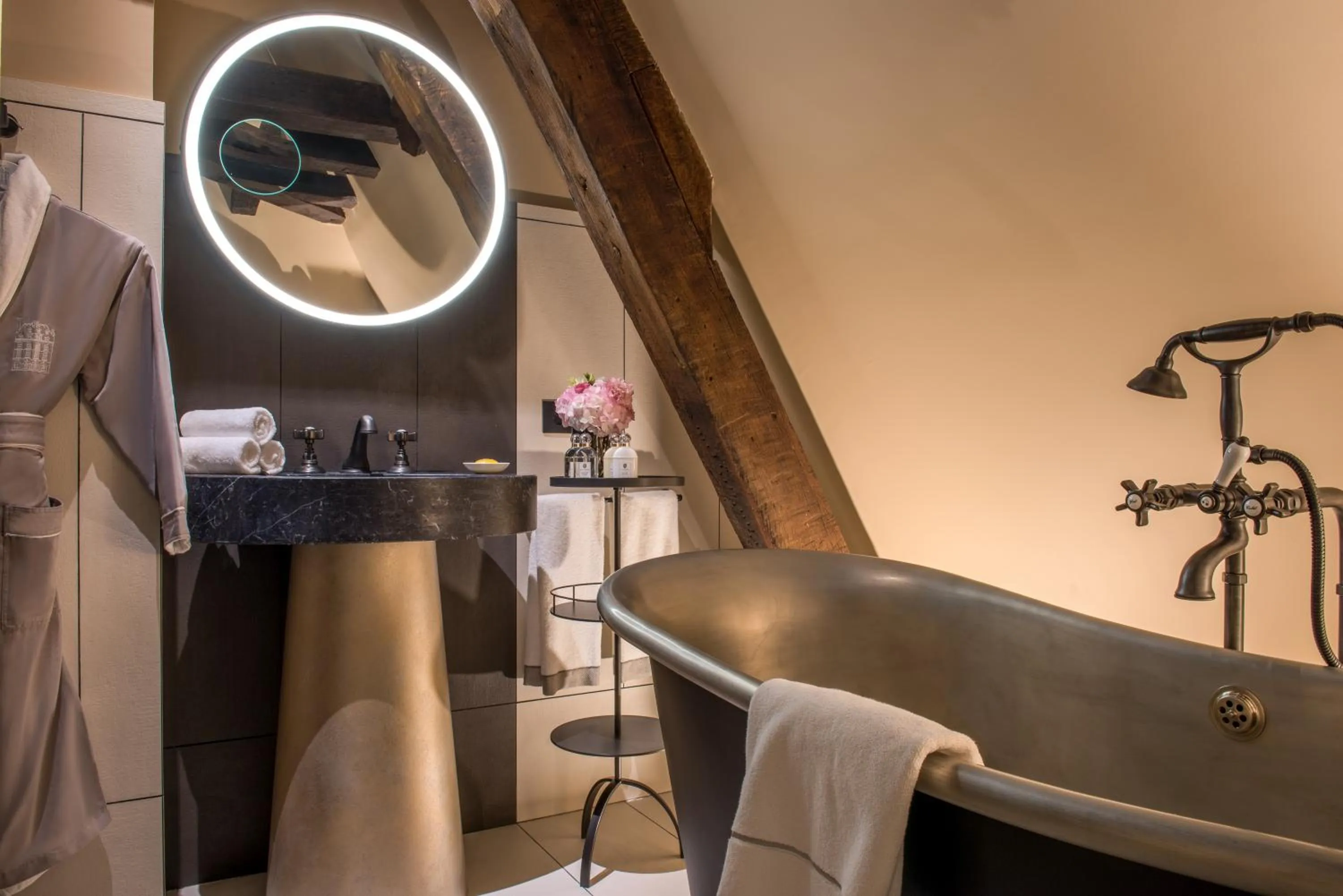 Superior Room in Cour des Vosges - Evok Collection