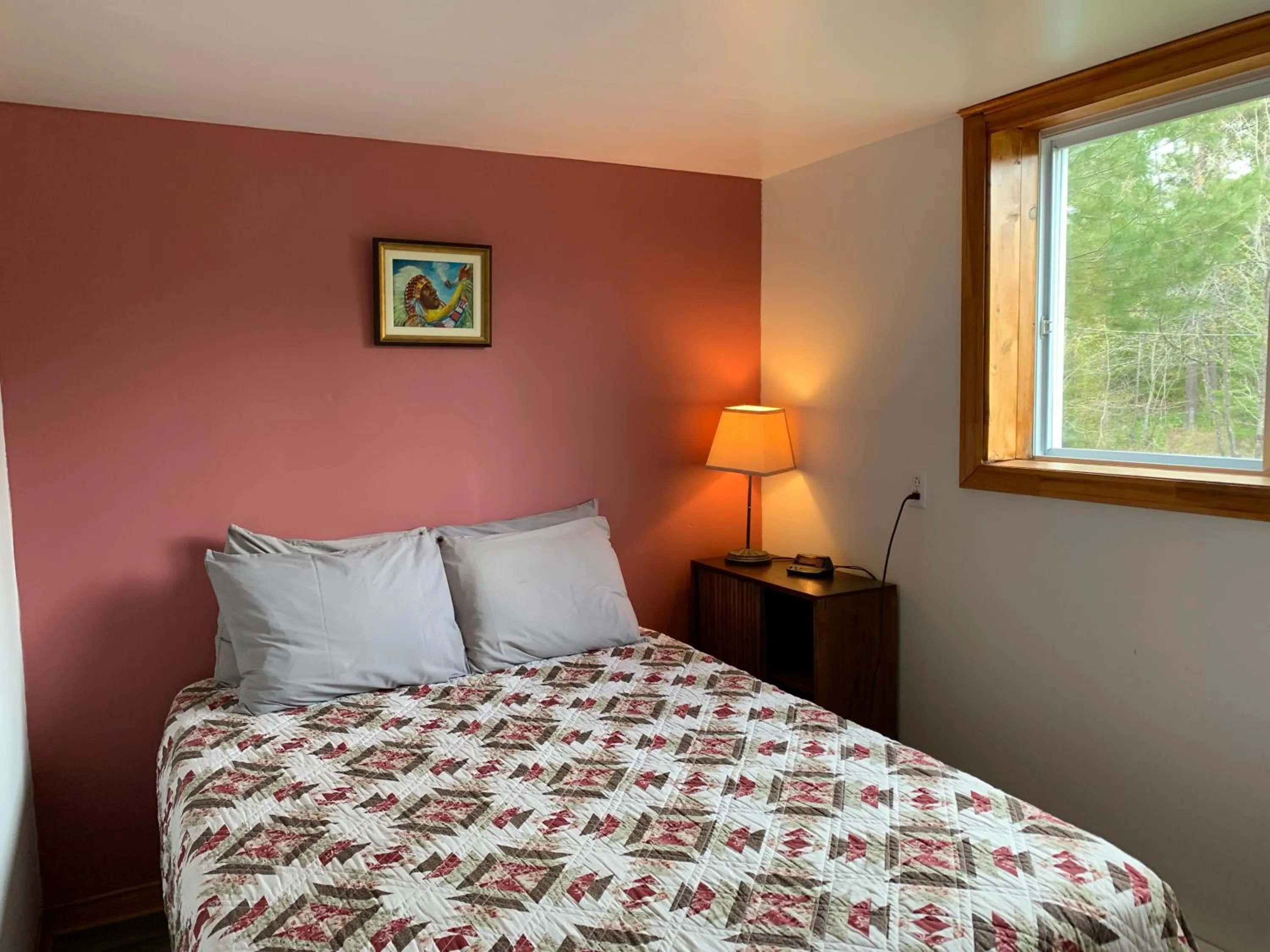 Photo of the whole room, Bed in L'Auberge Refuge du Trappeur