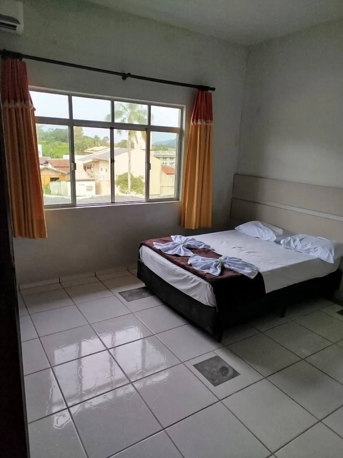 Bed in Hotel Panorâmico