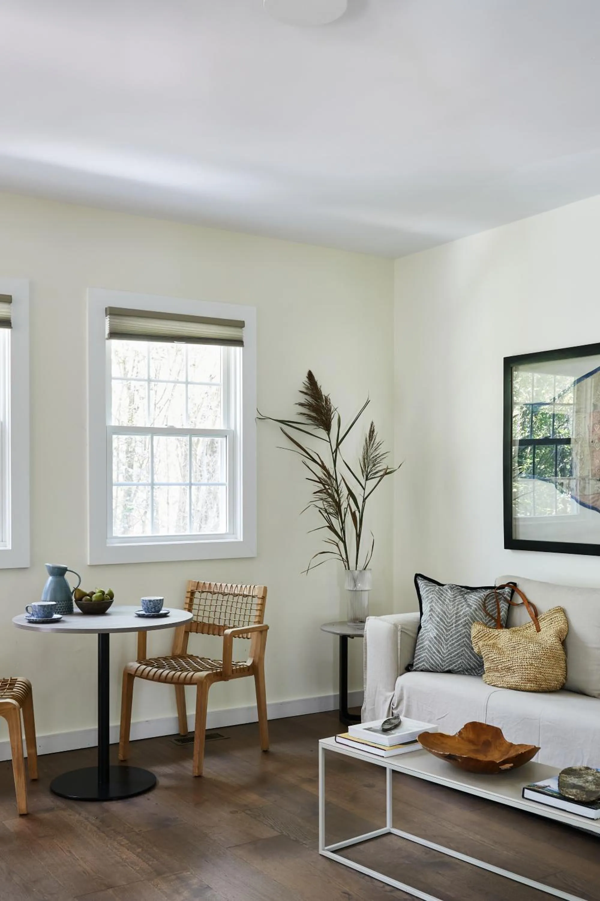 Living room in The Roundtree, Amagansett