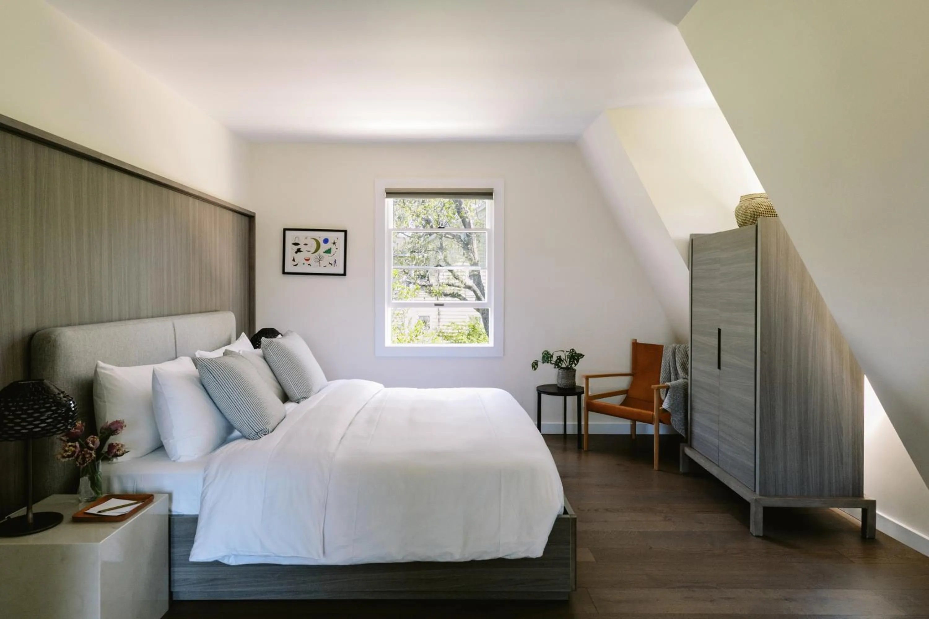 Bedroom, Bed in The Roundtree, Amagansett