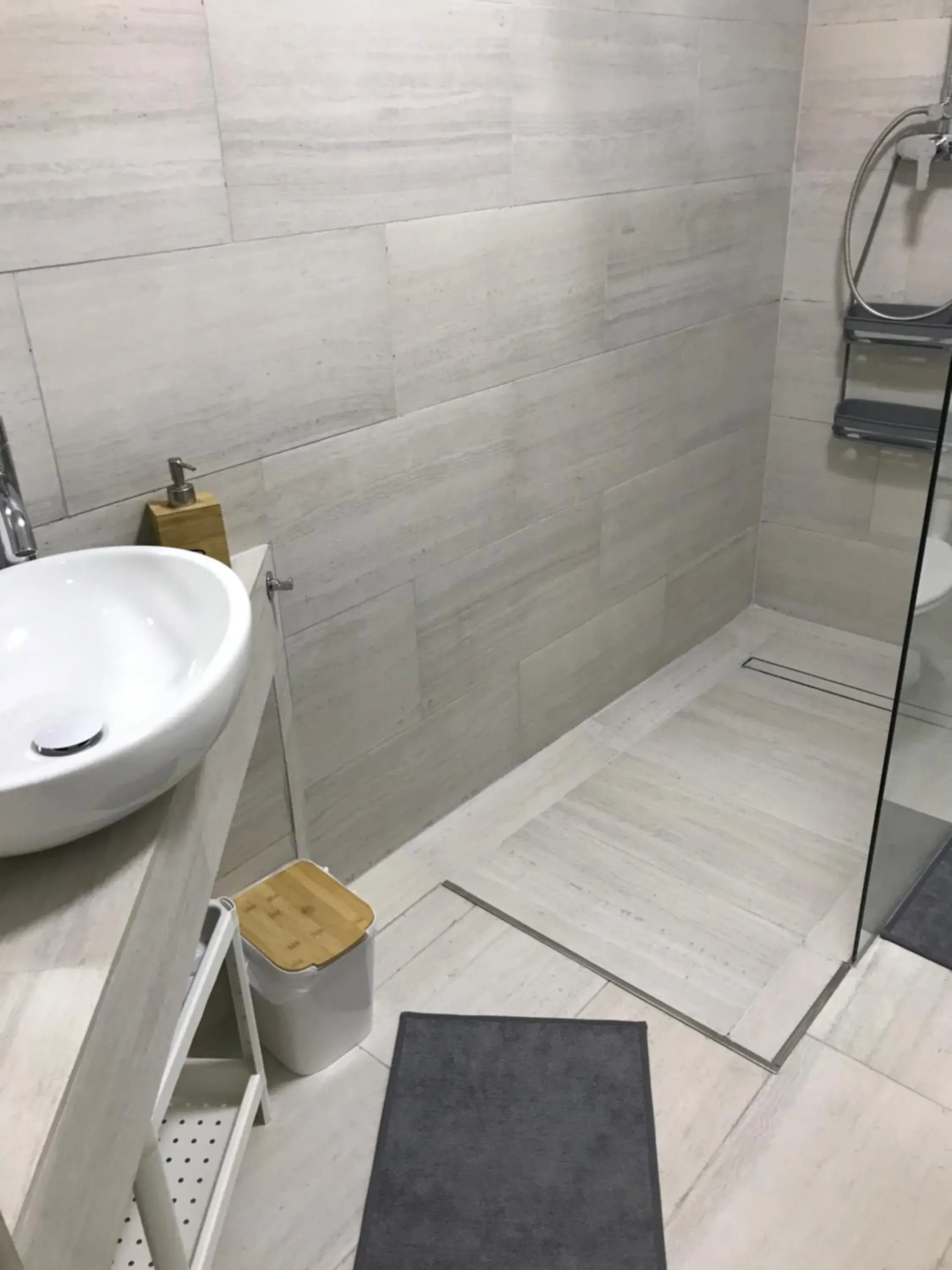 Family Room with Bathroom - single occupancy in Tannenhof Family Room with Bathroom - single occupancy in Tannenhof