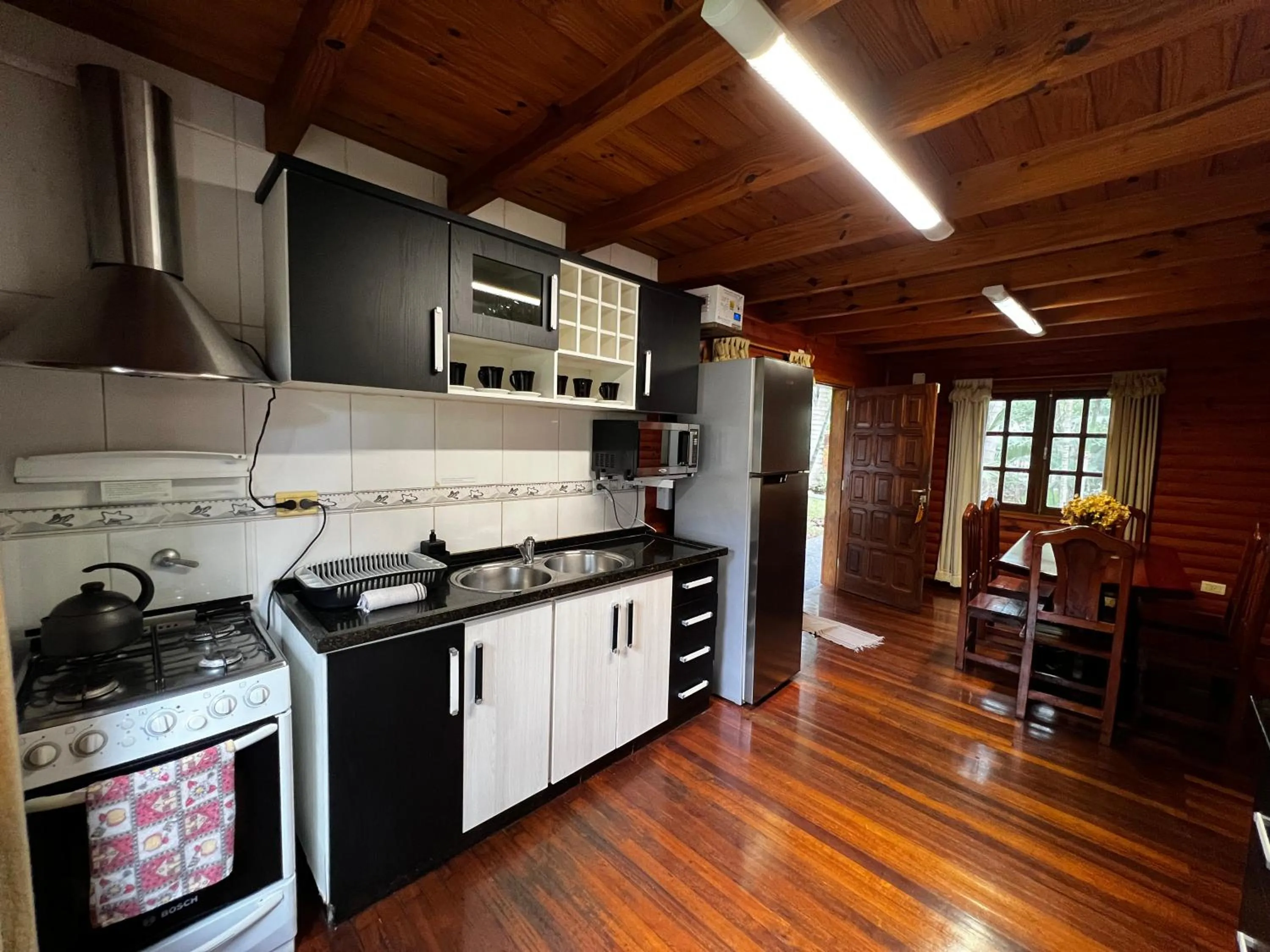 kitchen in Costa del Sol Iguazú