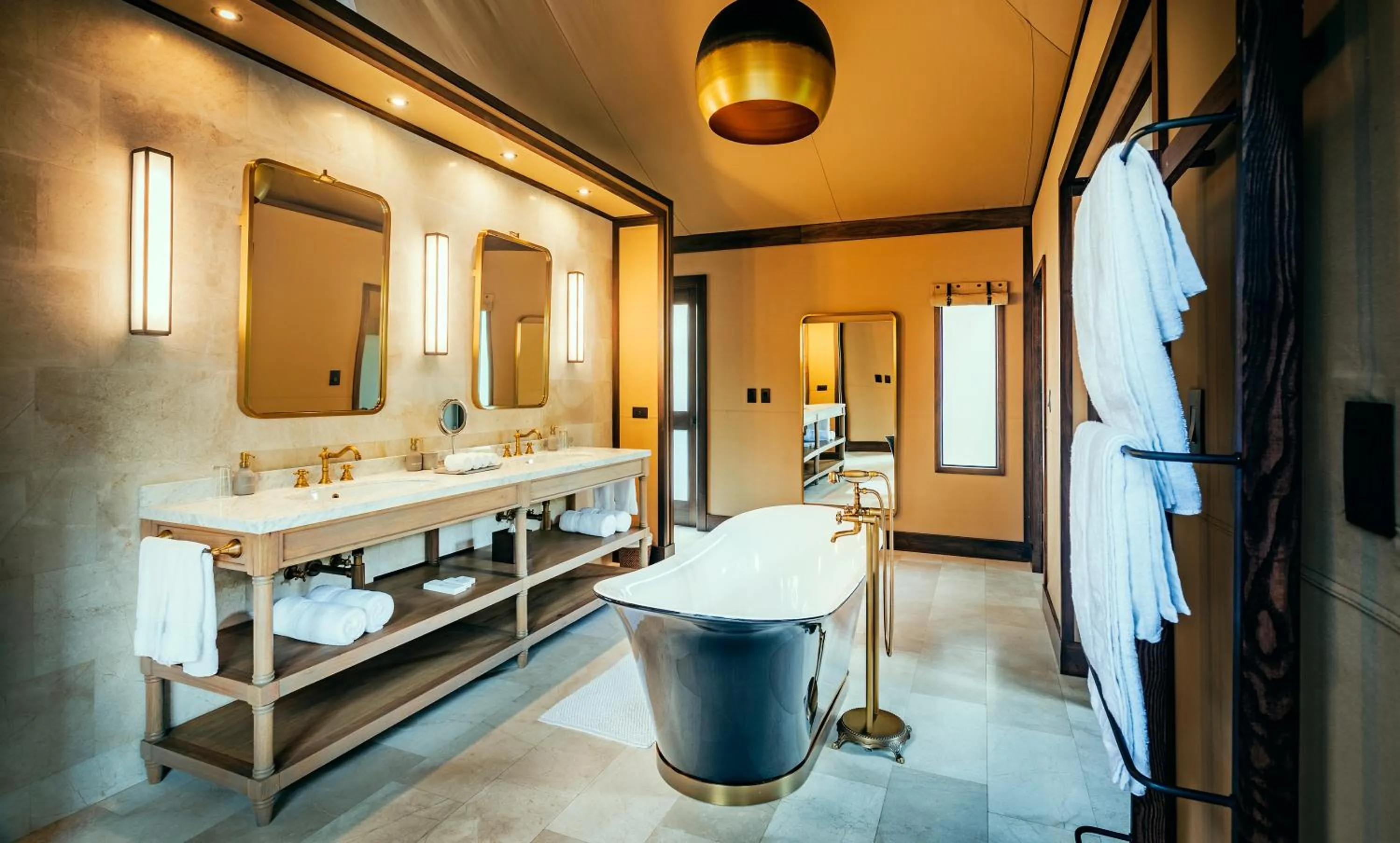 towels in Nayara Tented Camp